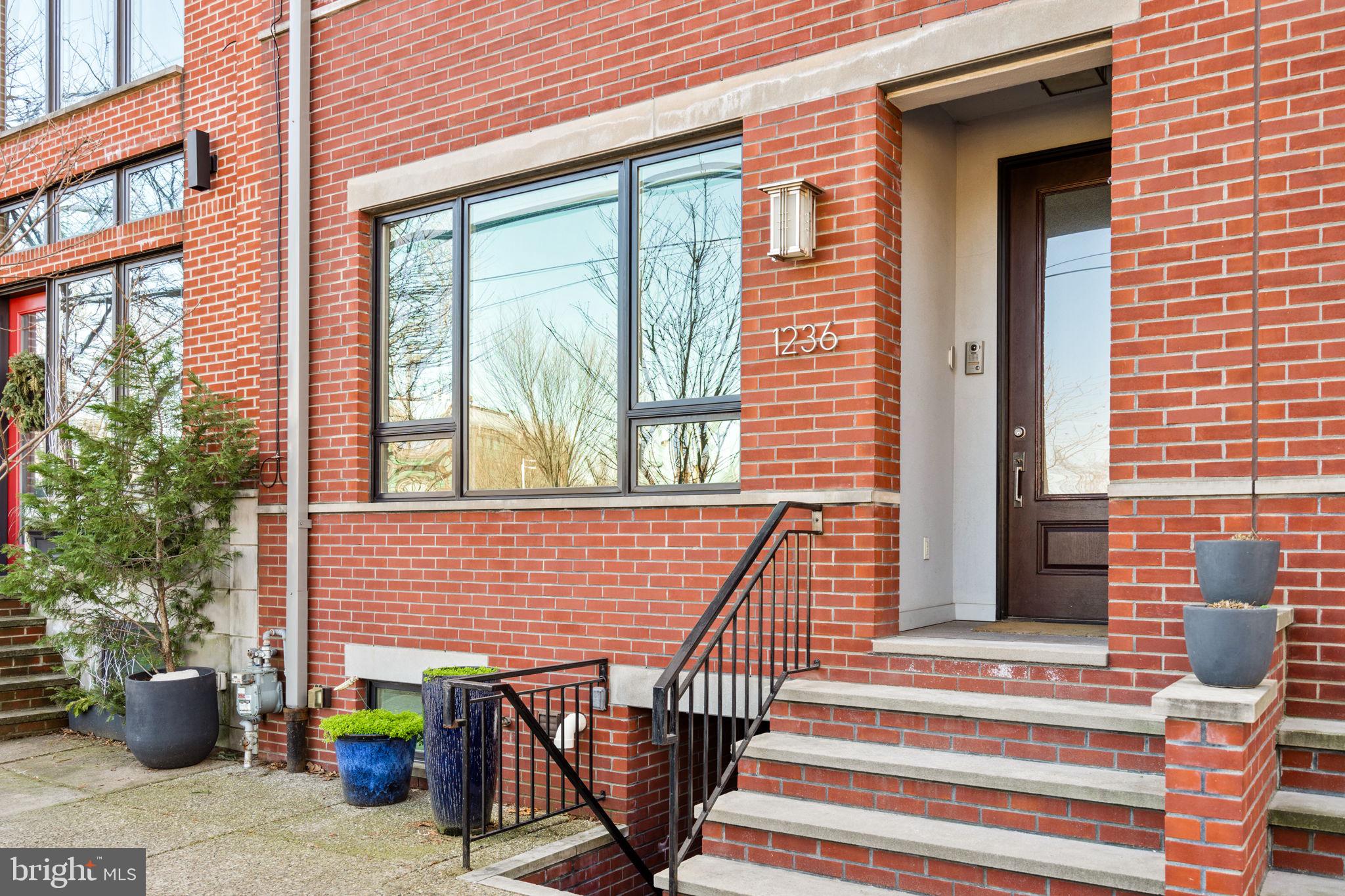 PASSYUNK SQUARE - Residential