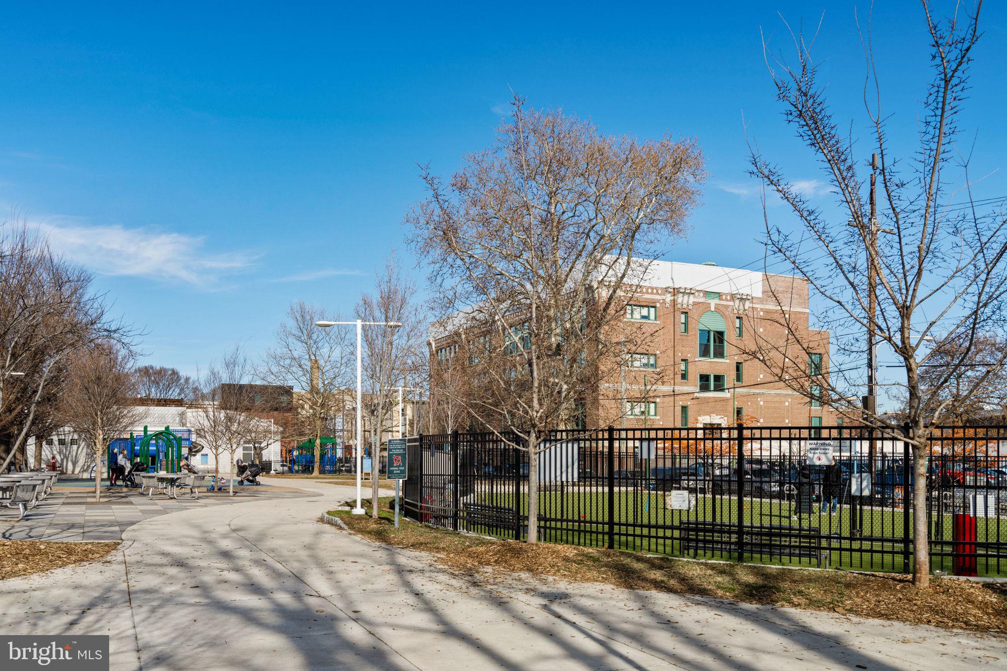PASSYUNK SQUARE - Residential