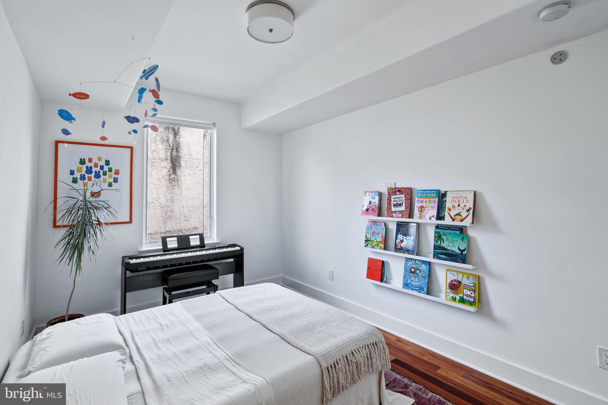 PASSYUNK SQUARE - Residential