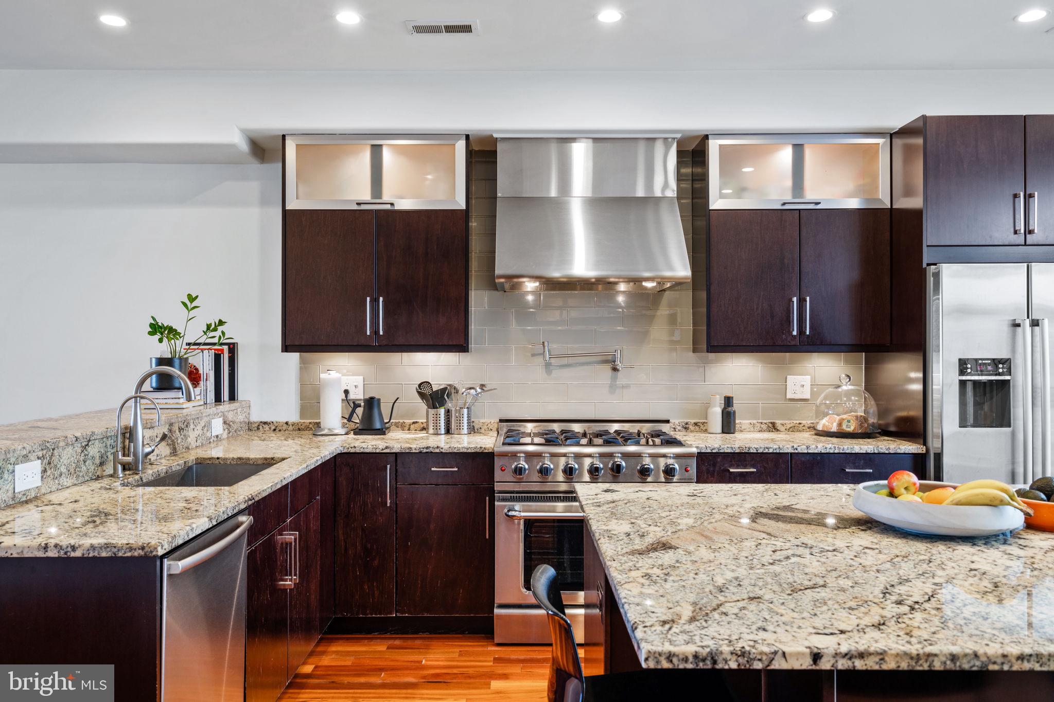 PASSYUNK SQUARE - Residential