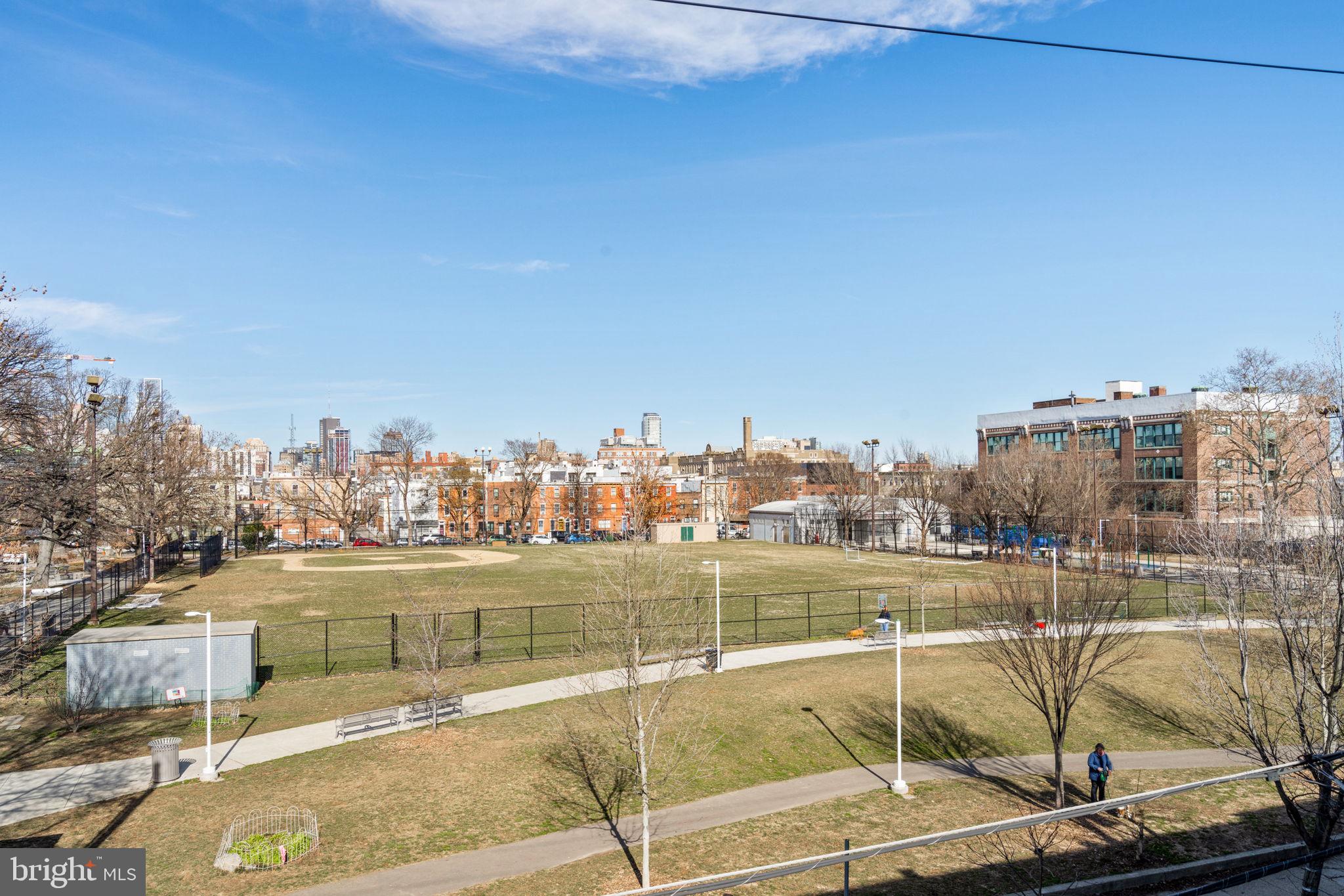 PASSYUNK SQUARE - Residential