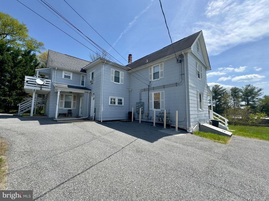 Welcome to 2910 Scherer Avenue - A, a charming and well-maintained 1-bedroom, 1-bathroom single-family home in a peaceful Parkville neighborhood. This inviting residence offers a thoughtfully designed layout with large rooms that provide ample comfort and flexibility. The living area is bright and open thanks to generous windows that allow natural light to pour in, while neutral colors and modern finishes give the space a clean, timeless feel.

Enjoy the convenience of a fully-equipped kitchen featuring stainless steel appliances, built-in cabinets and shelves, and durable LVP flooring throughout. The bathroom is updated with a tiled bath, vanity mirror, and a soaking tub perfect for winding down after a long day. The home also includes central air and ceiling fans for year-round comfort. A large closet in the bedroom ensures plenty of storage space.

Set in a fenced backyard, this unit offers outdoor space ideal for relaxing or entertaining. Whether you're settling in for a cozy evening or hosting guests, this home delivers comfort and functionality in every corner.

**Nearby Attractions & Commute Times**

* Cromwell Valley Park – 10 minutes
* Double Rock Park – 7 minutes
* Towson Town Center – 13 minutes
* Loch Raven Reservoir – 15 minutes
* The Senator Theatre – 14 minutes
* I-695 – 5 minutes
* I-95 – 13 minutes

Pets are welcome with an additional $500 non-refundable pet fee and monthly pet rent per pet.