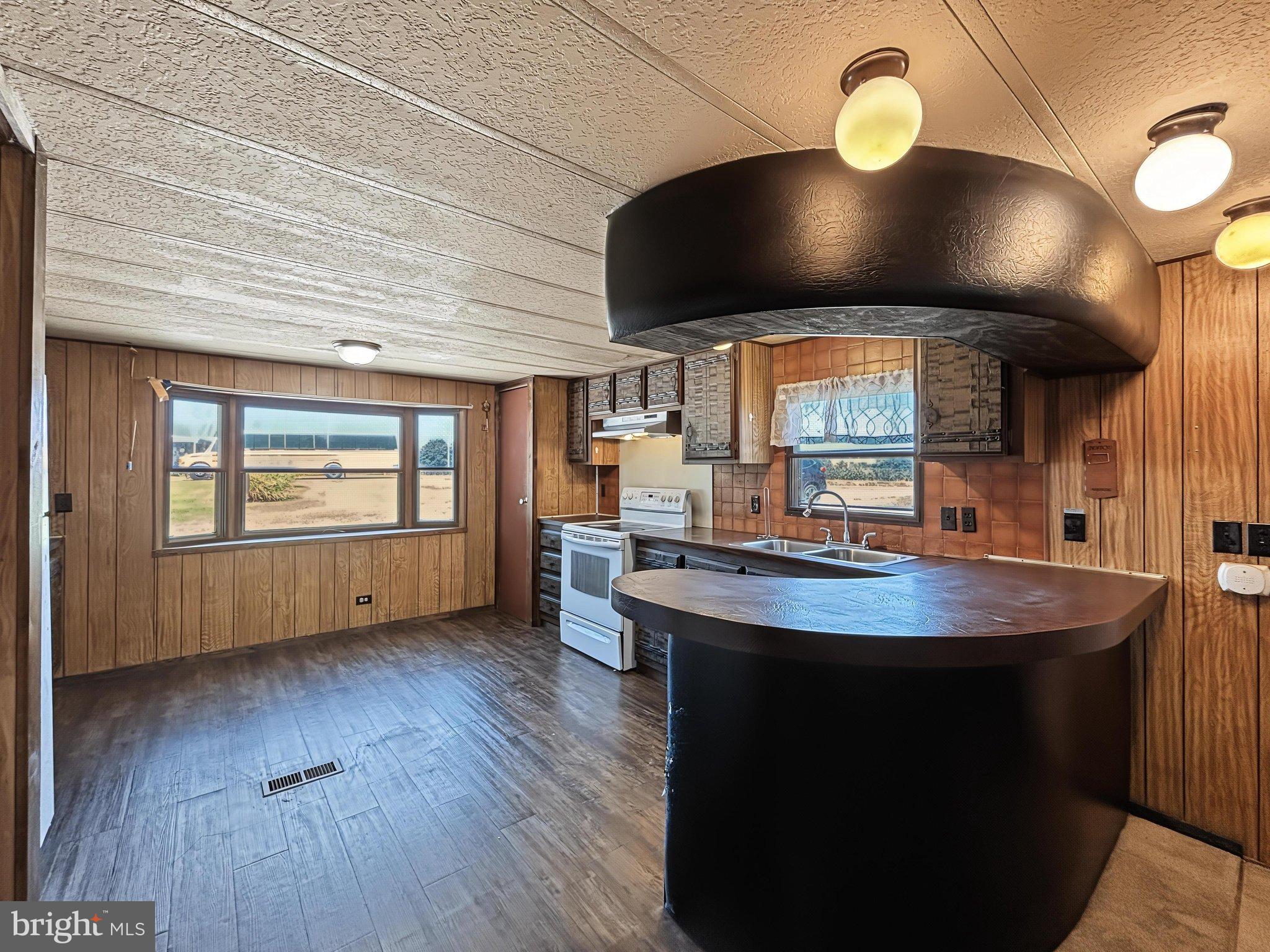 5744 JACK ROAD