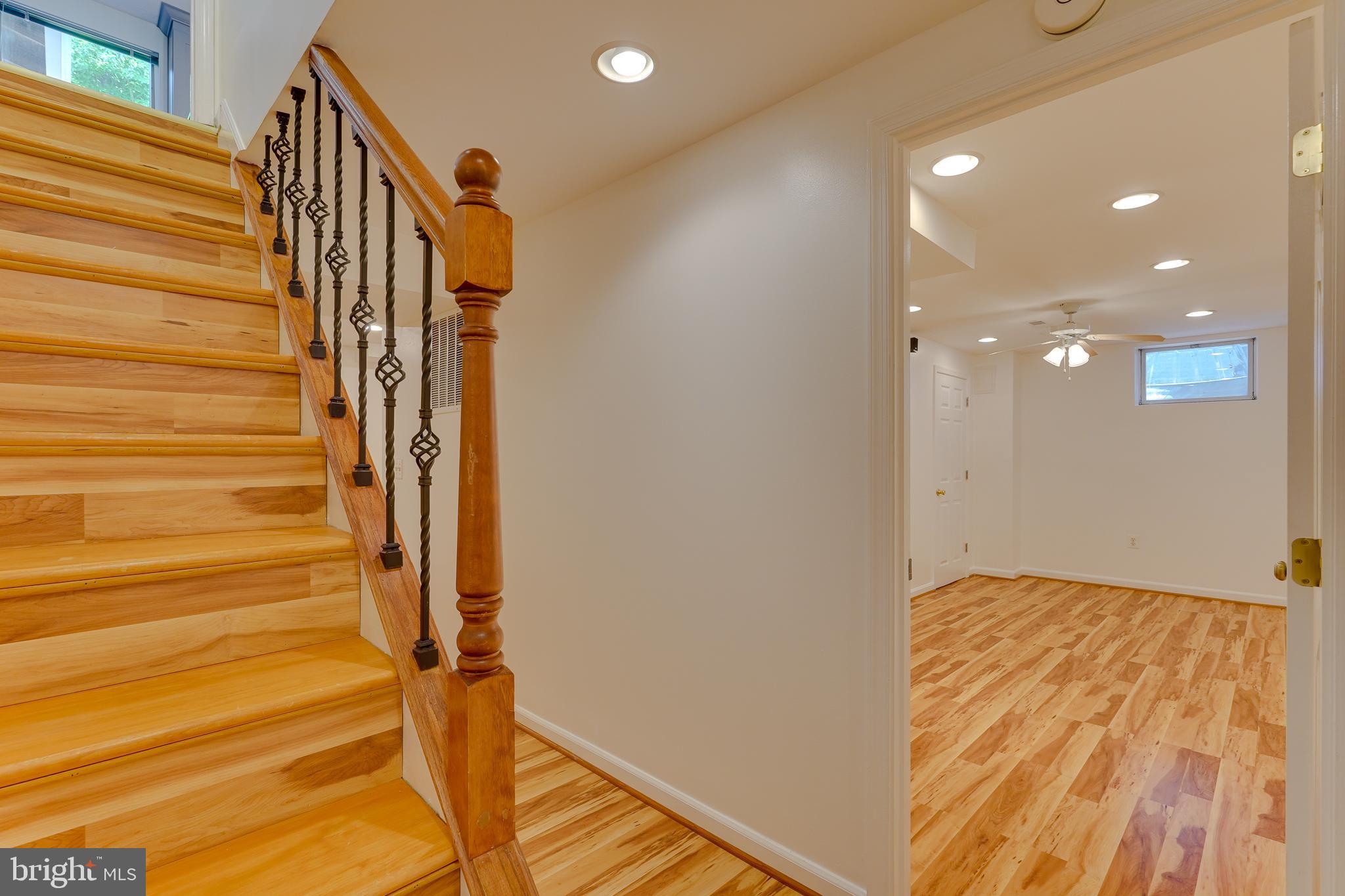 CRESTBROOK - Residential Lease