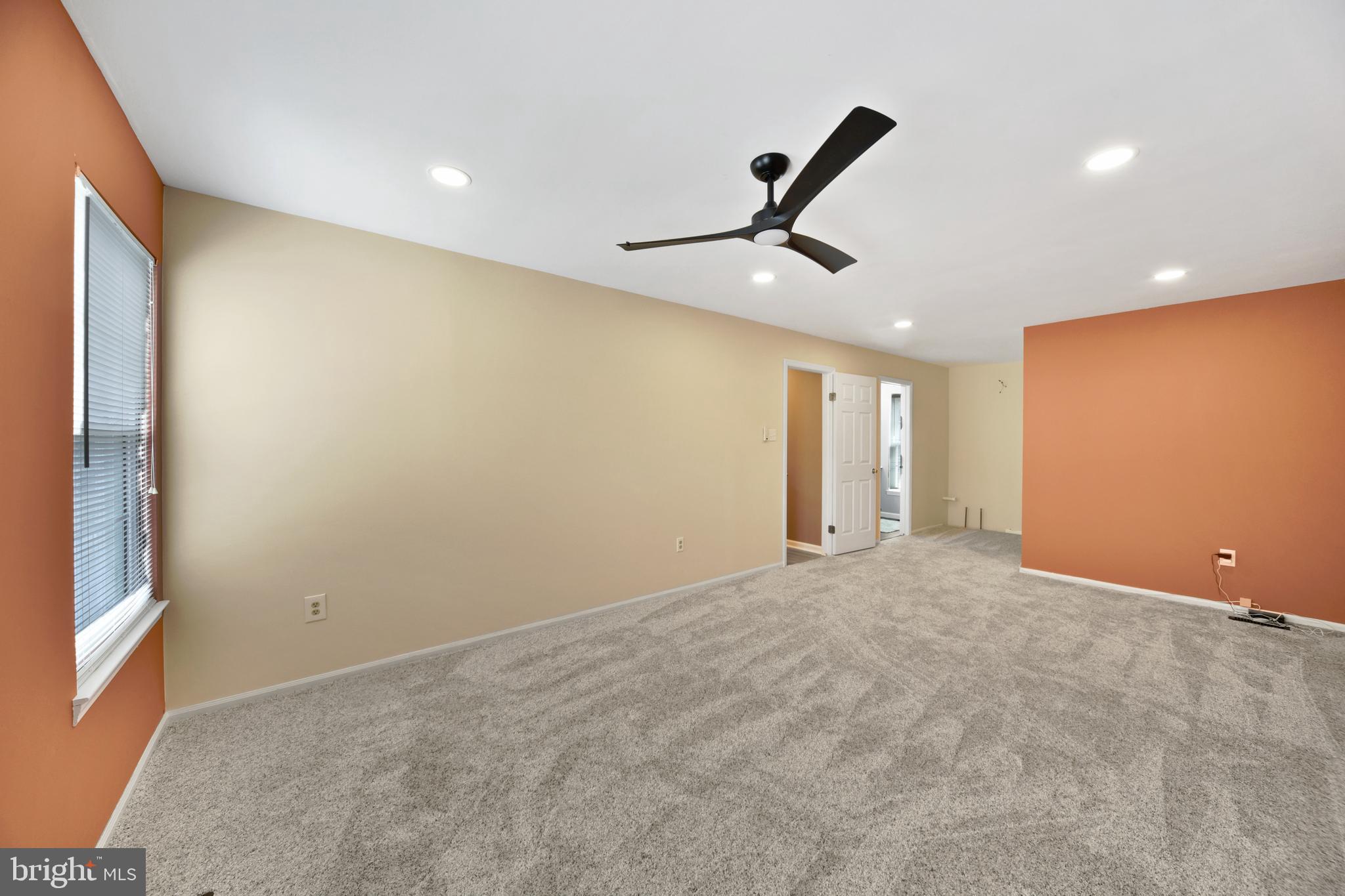 CLOVERFIELD MANOR - Residential