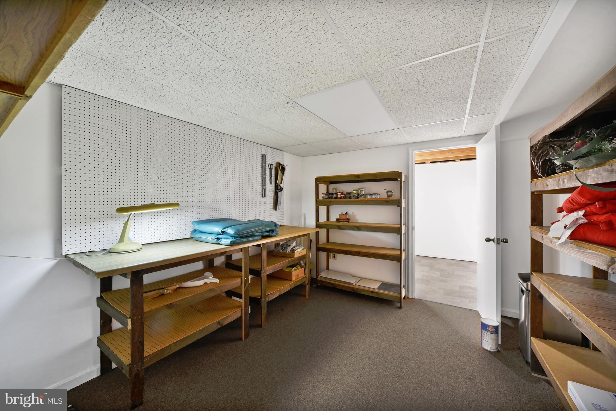 CLOVERFIELD MANOR - Residential