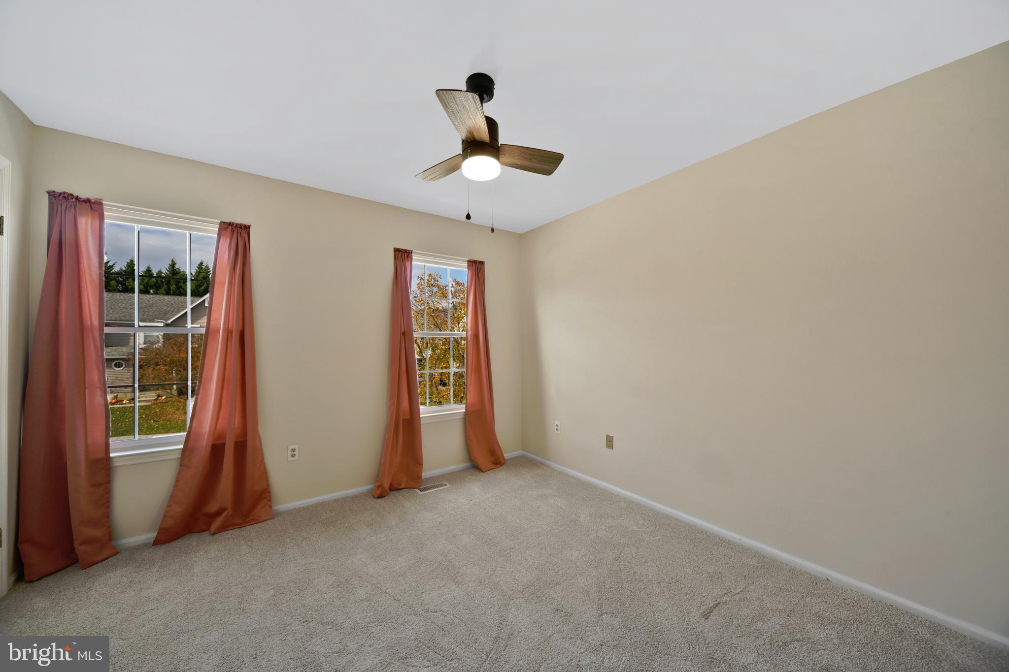 CLOVERFIELD MANOR - Residential