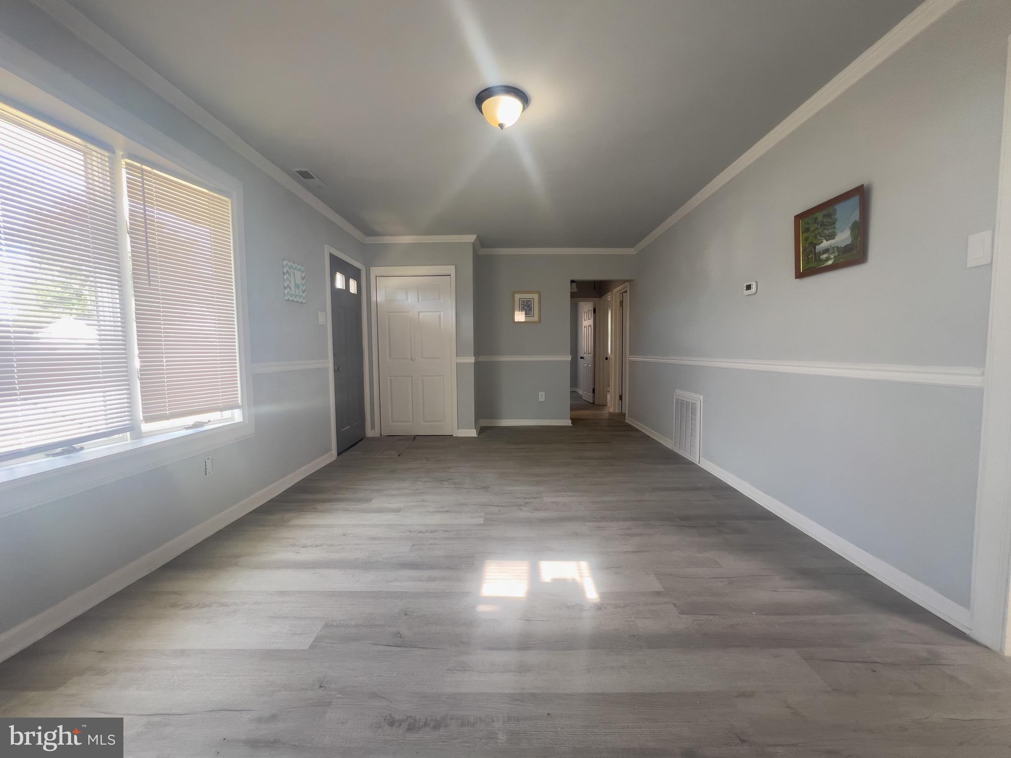 384 WINDSOR DRIVE