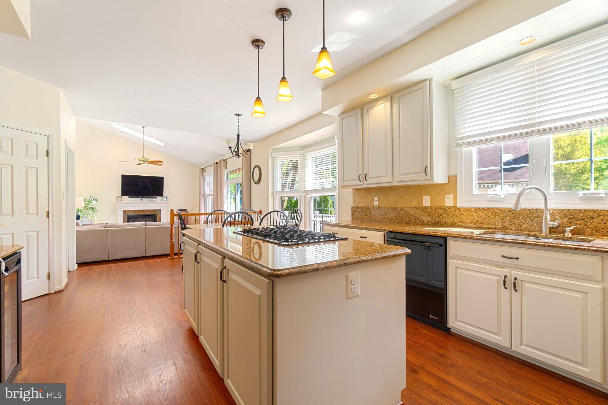 GREENS OF CROFTON - Residential