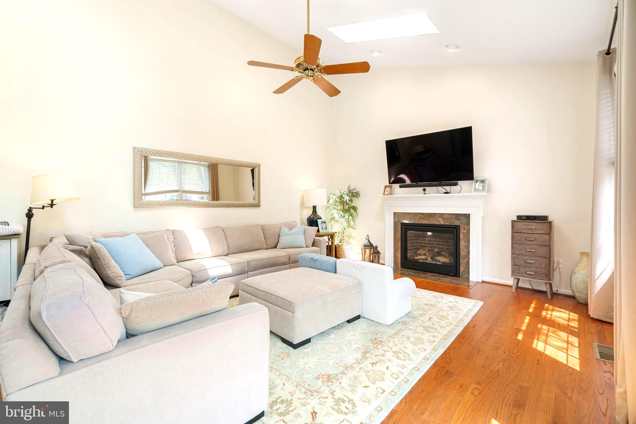 GREENS OF CROFTON - Residential