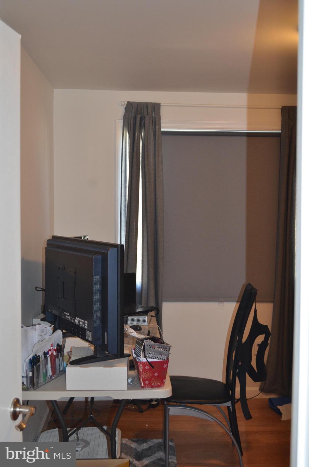 OXON HILL - Residential