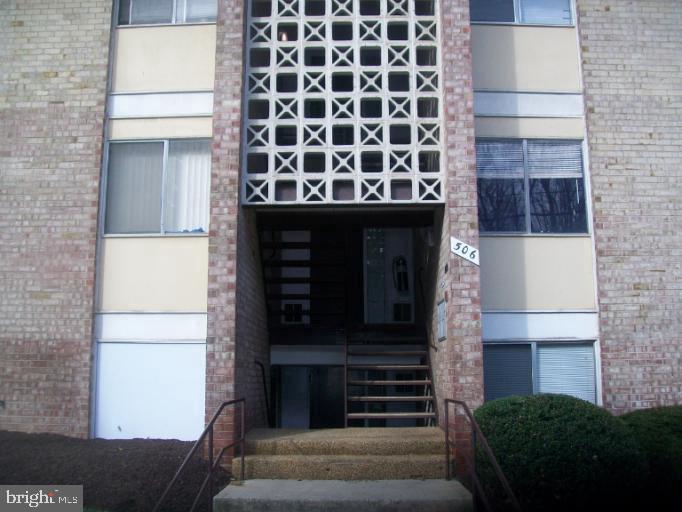 OXON HILL - Residential