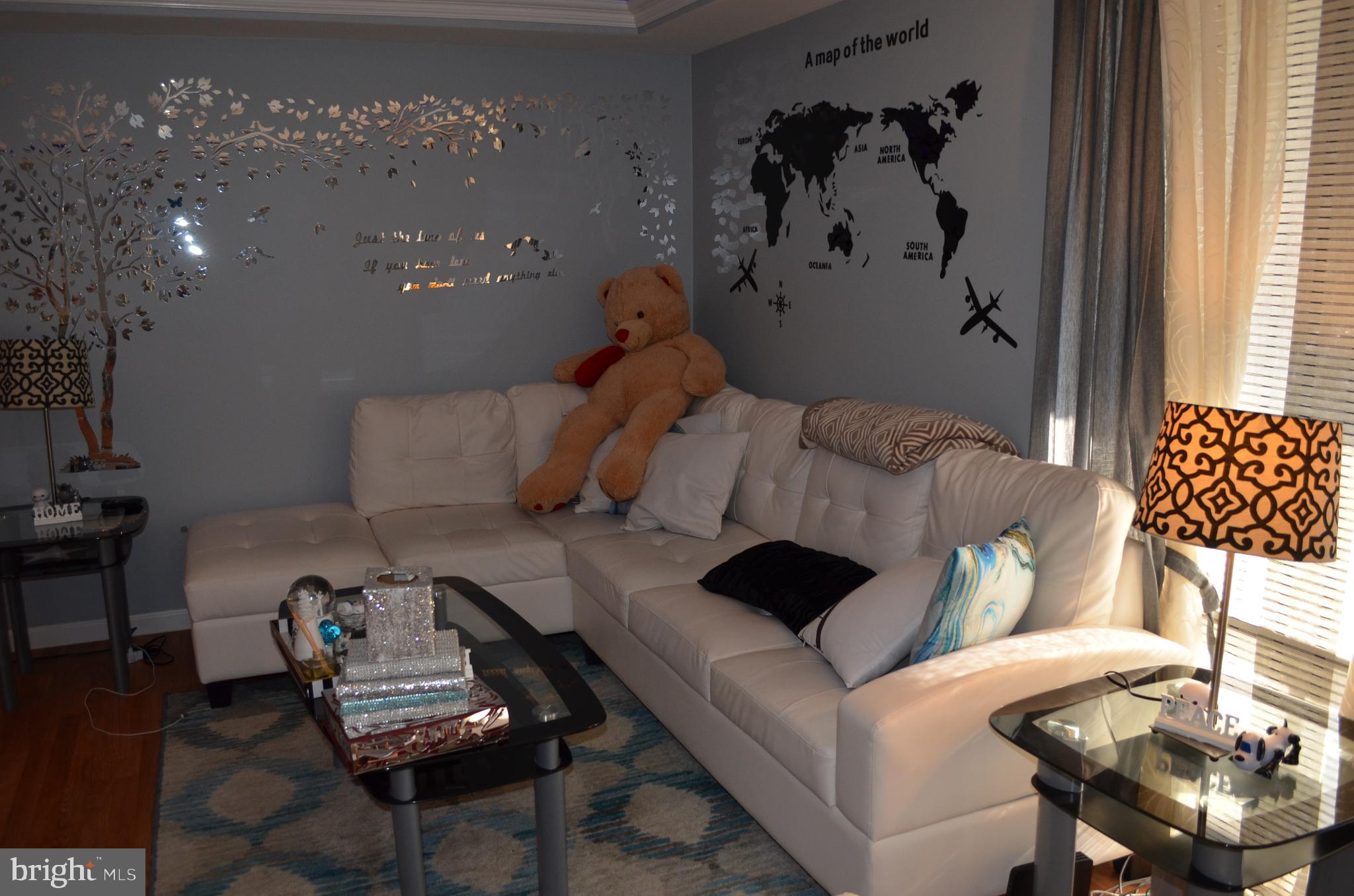 OXON HILL - Residential