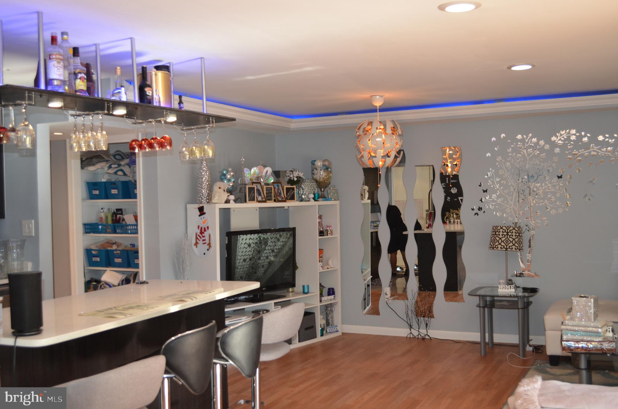 OXON HILL - Residential