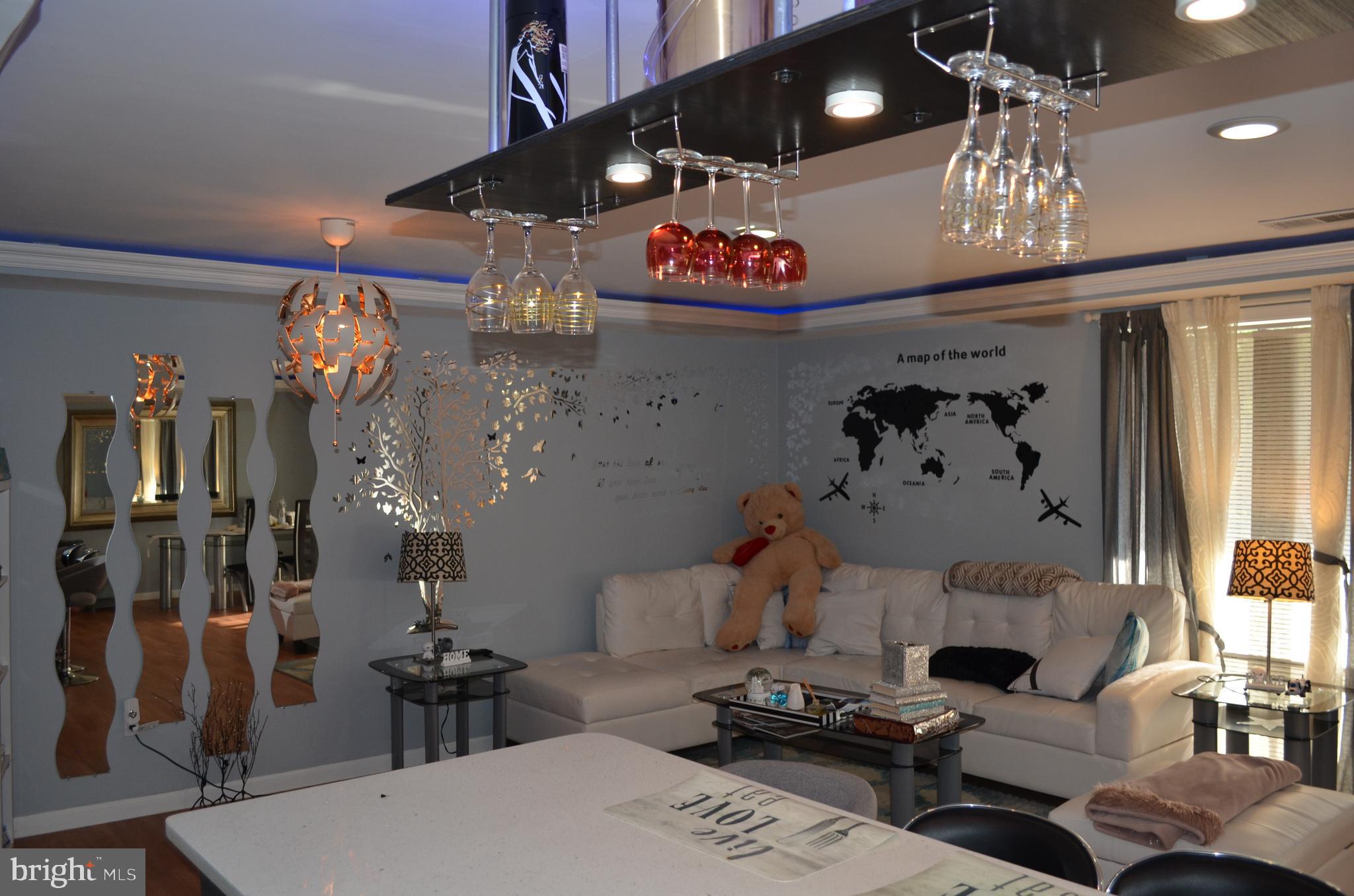 OXON HILL - Residential