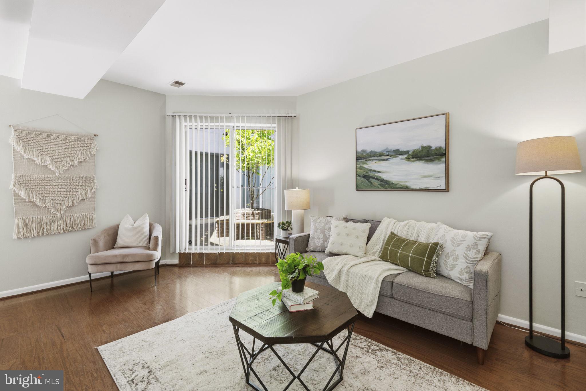 20 E WHEELING STREET 2