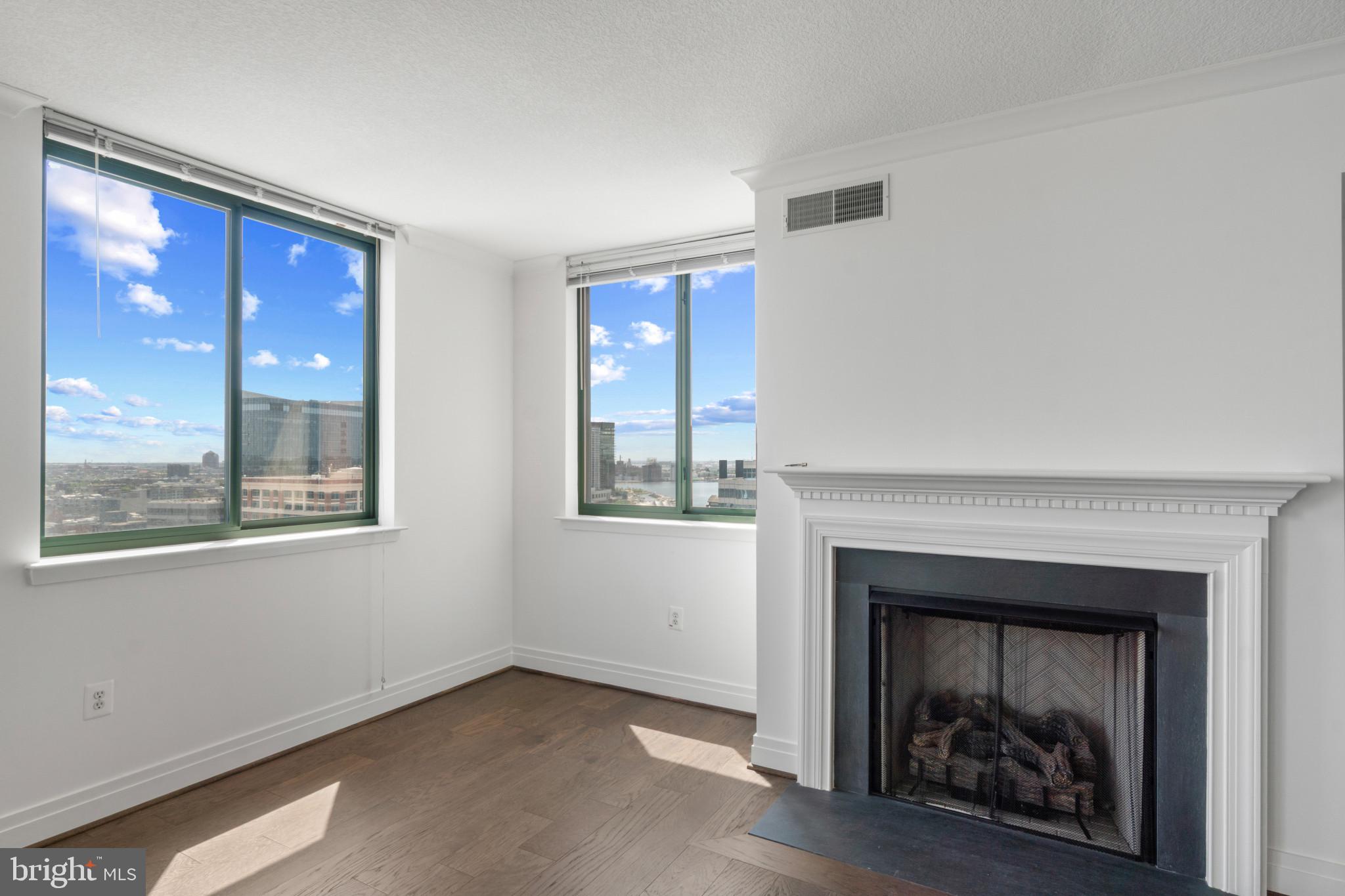 INNER HARBOR - Residential