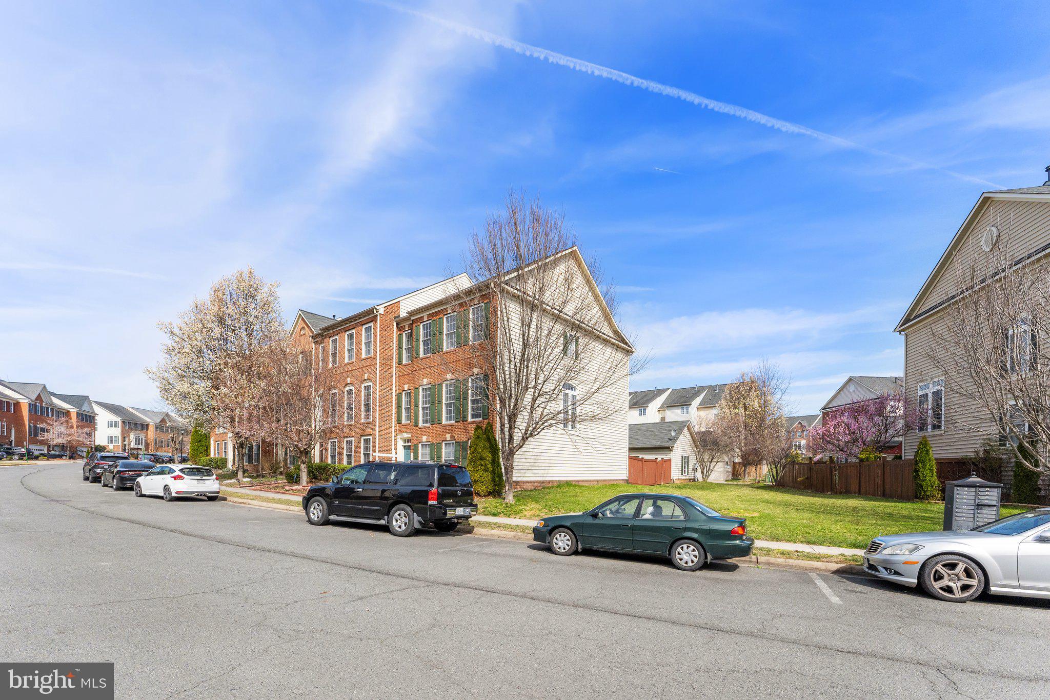 PORT POTOMAC - Residential