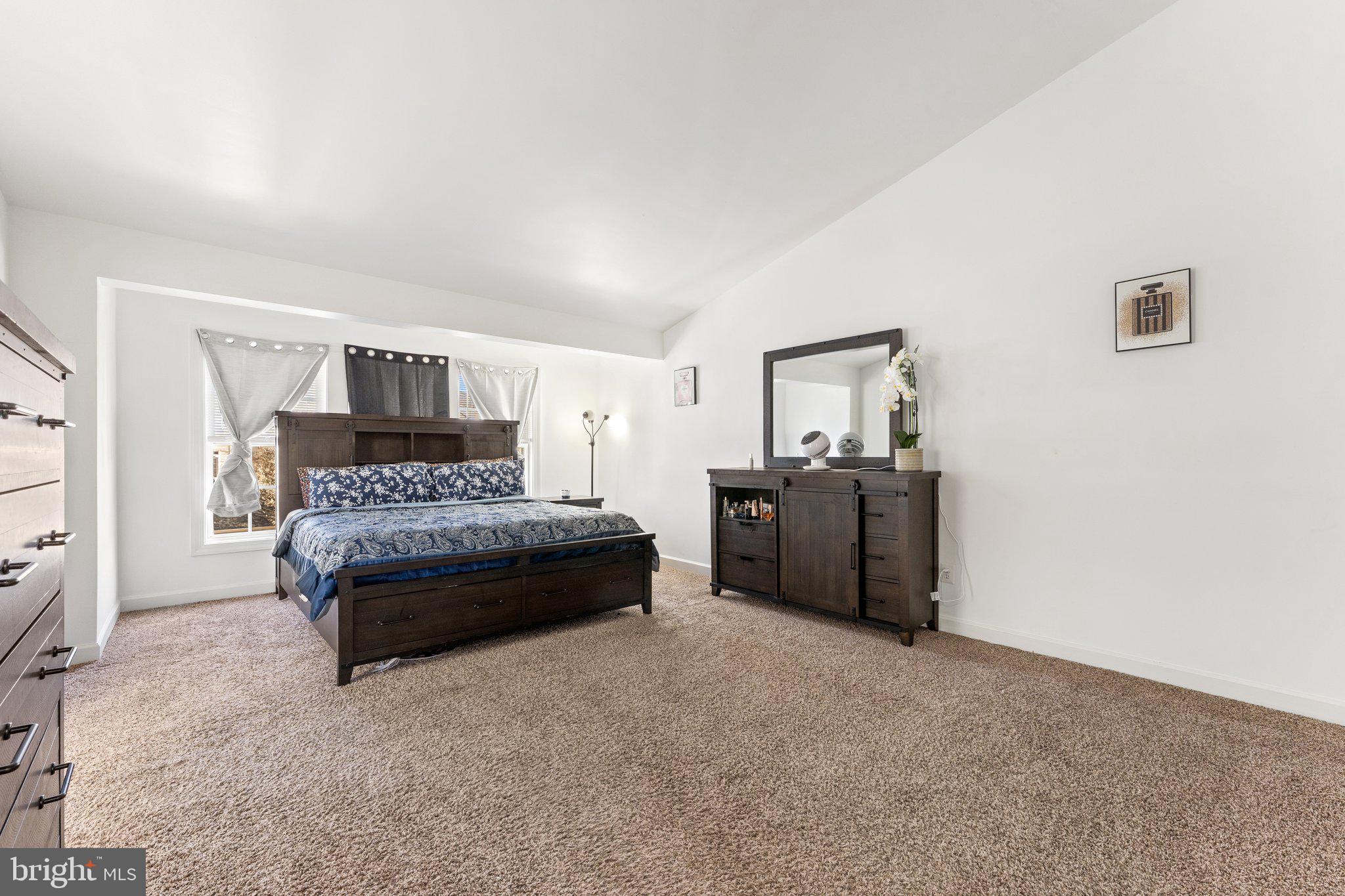 PORT POTOMAC - Residential