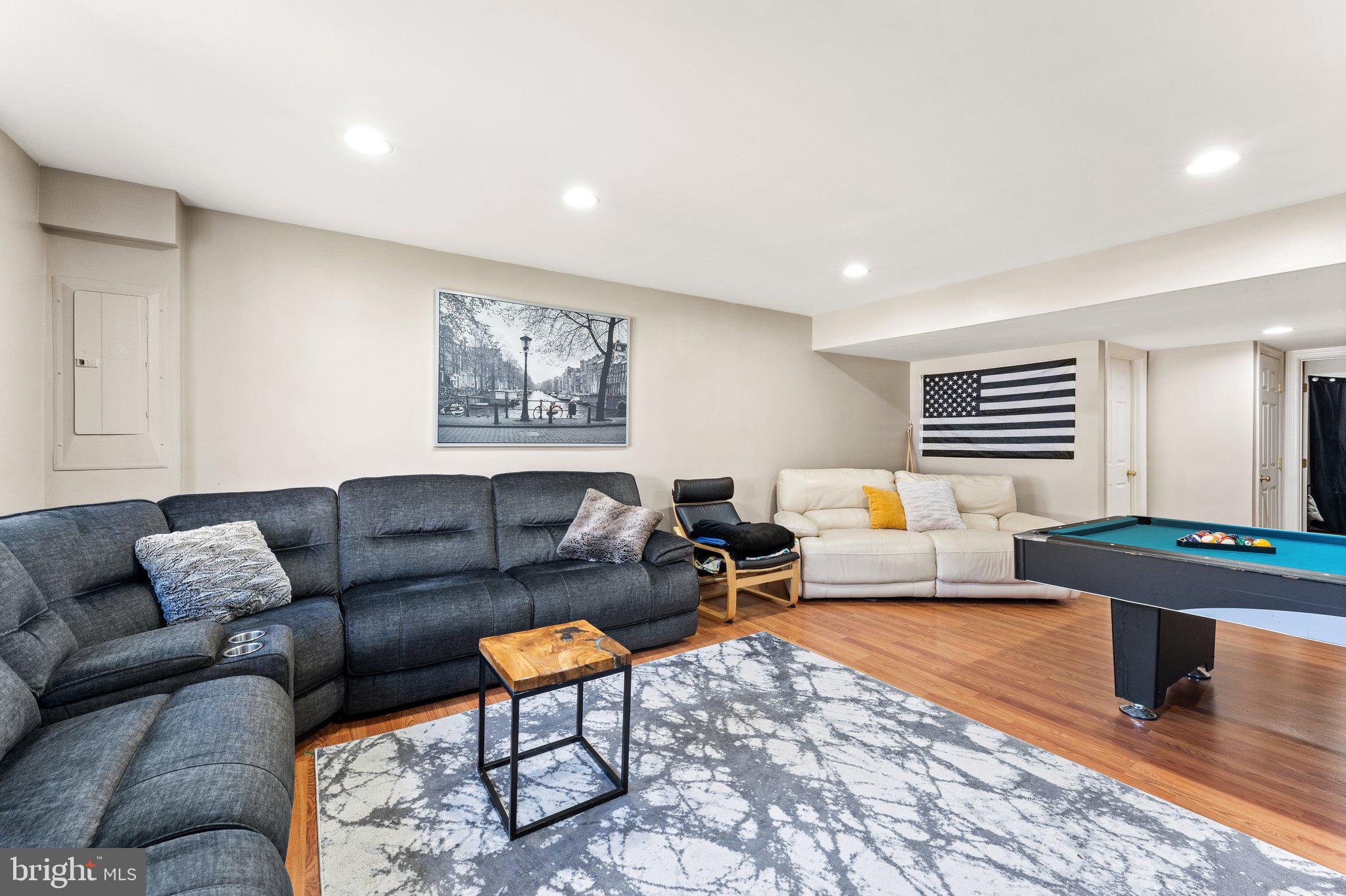 PORT POTOMAC - Residential