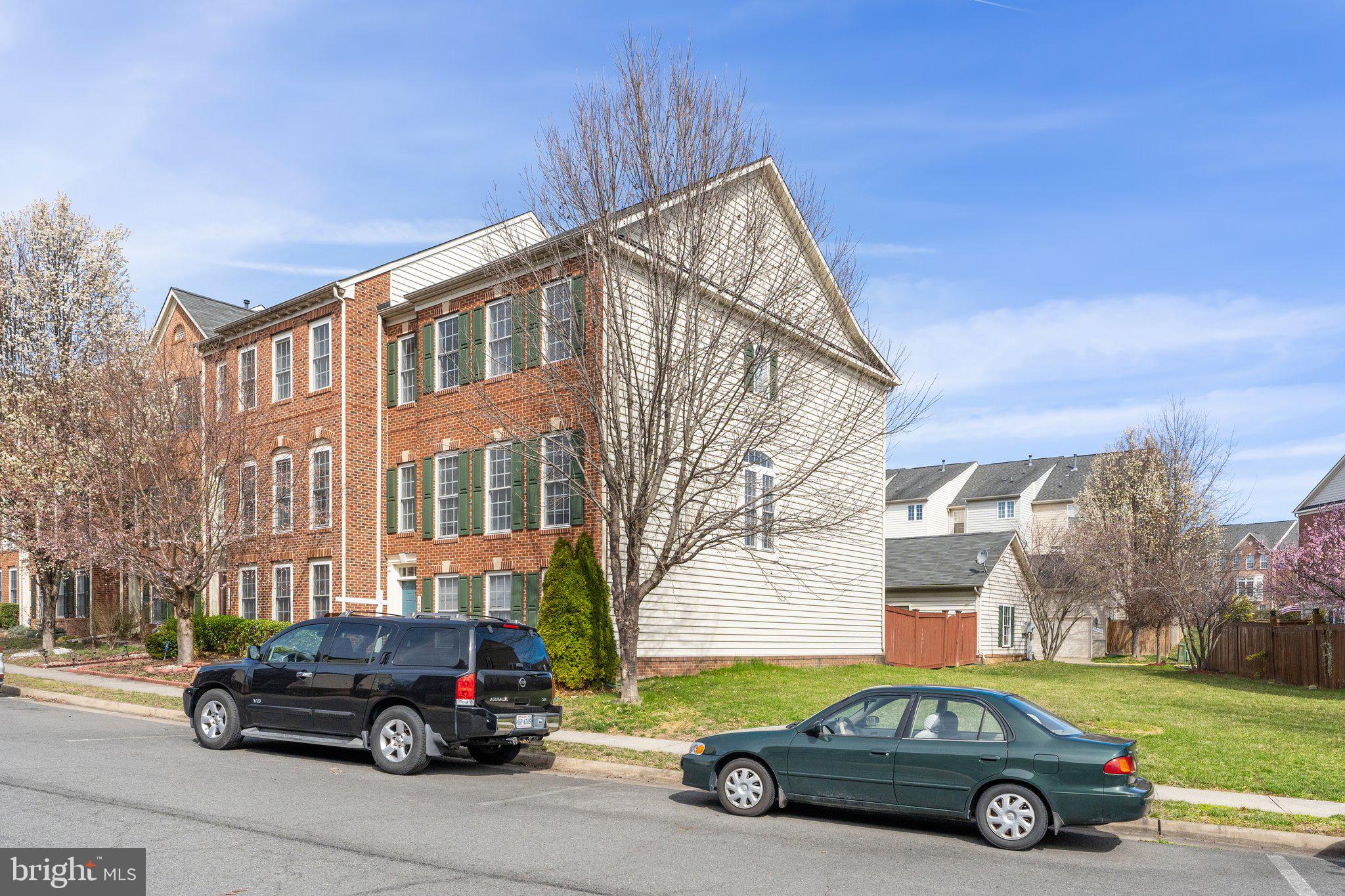 PORT POTOMAC - Residential