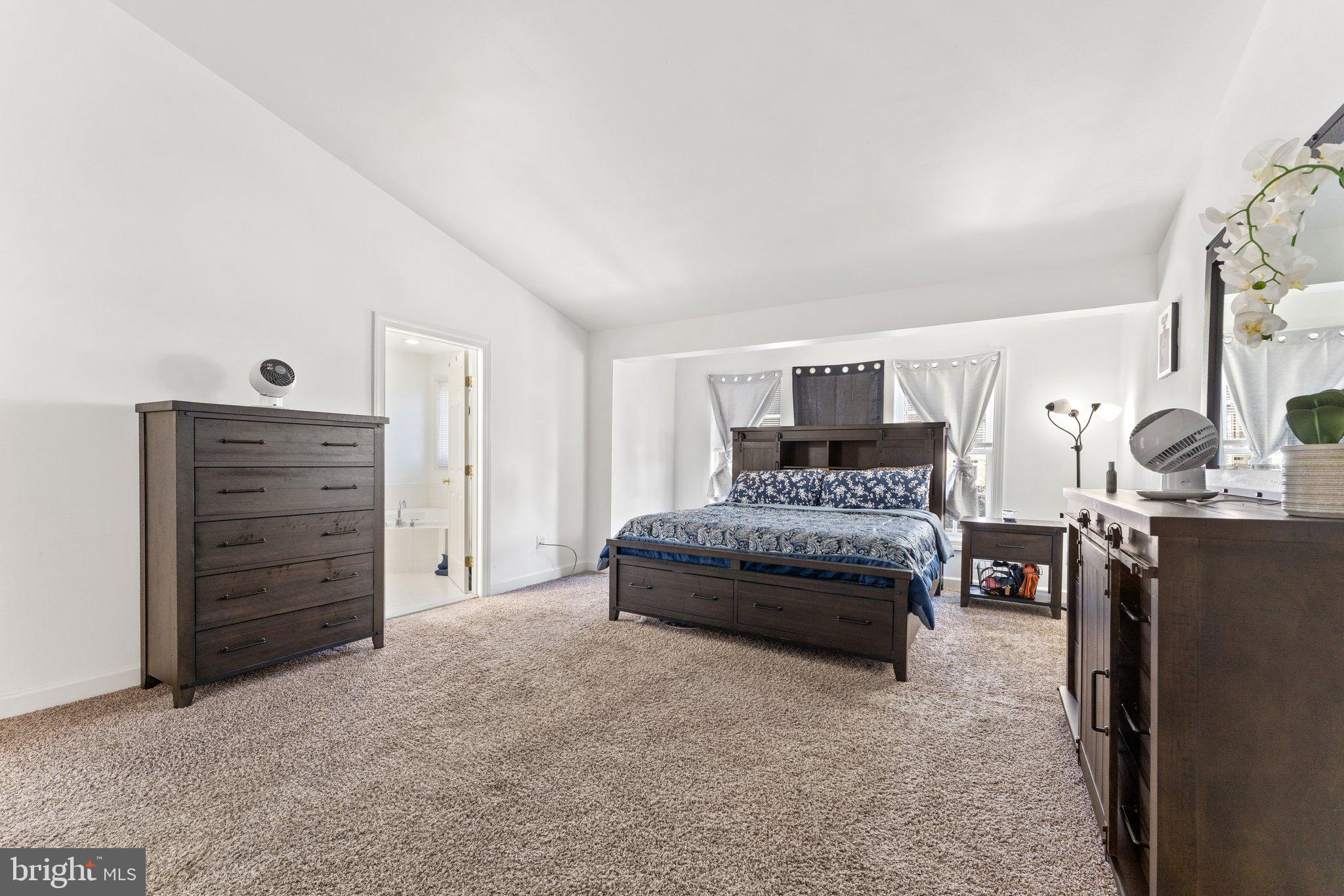 PORT POTOMAC - Residential