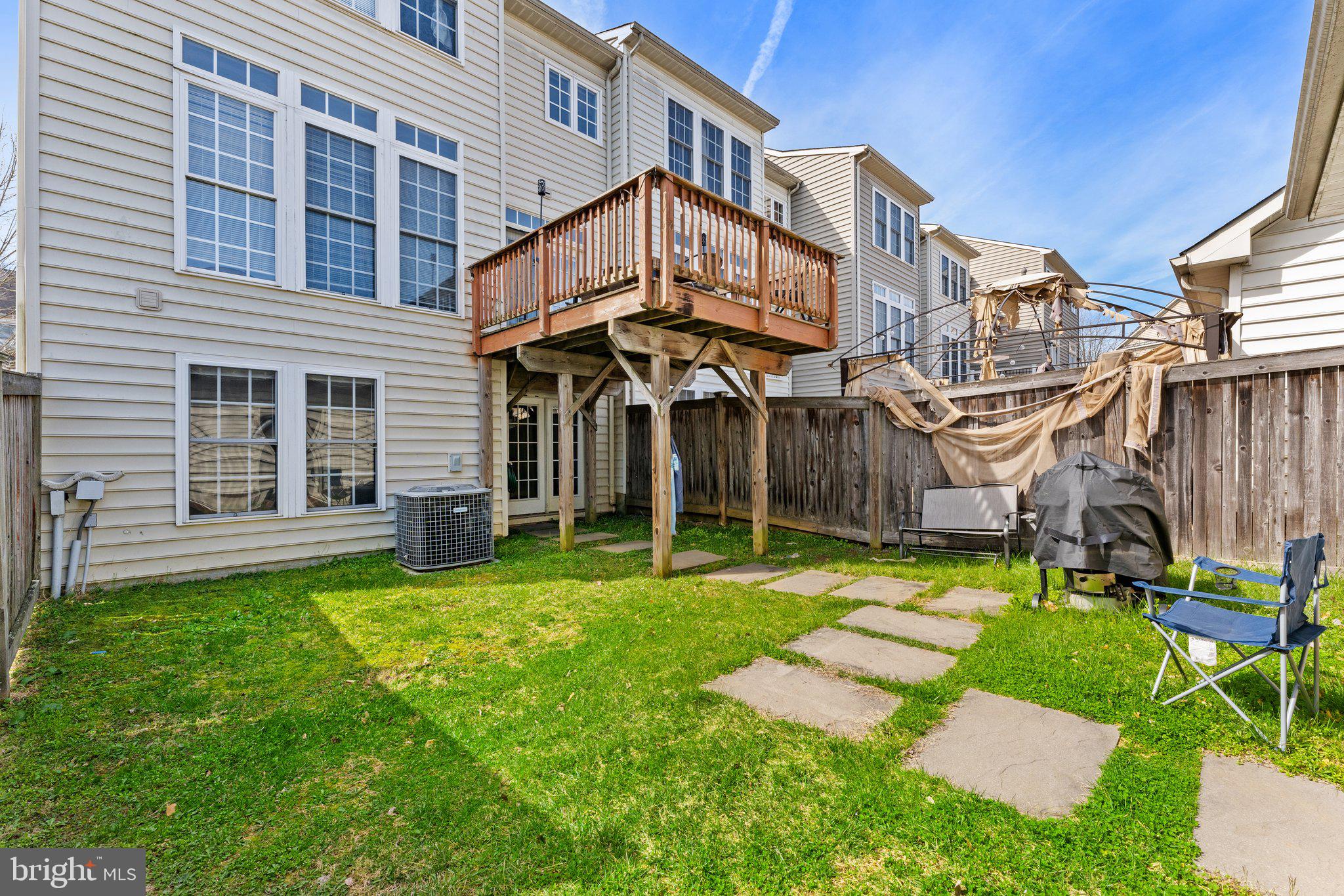 PORT POTOMAC - Residential