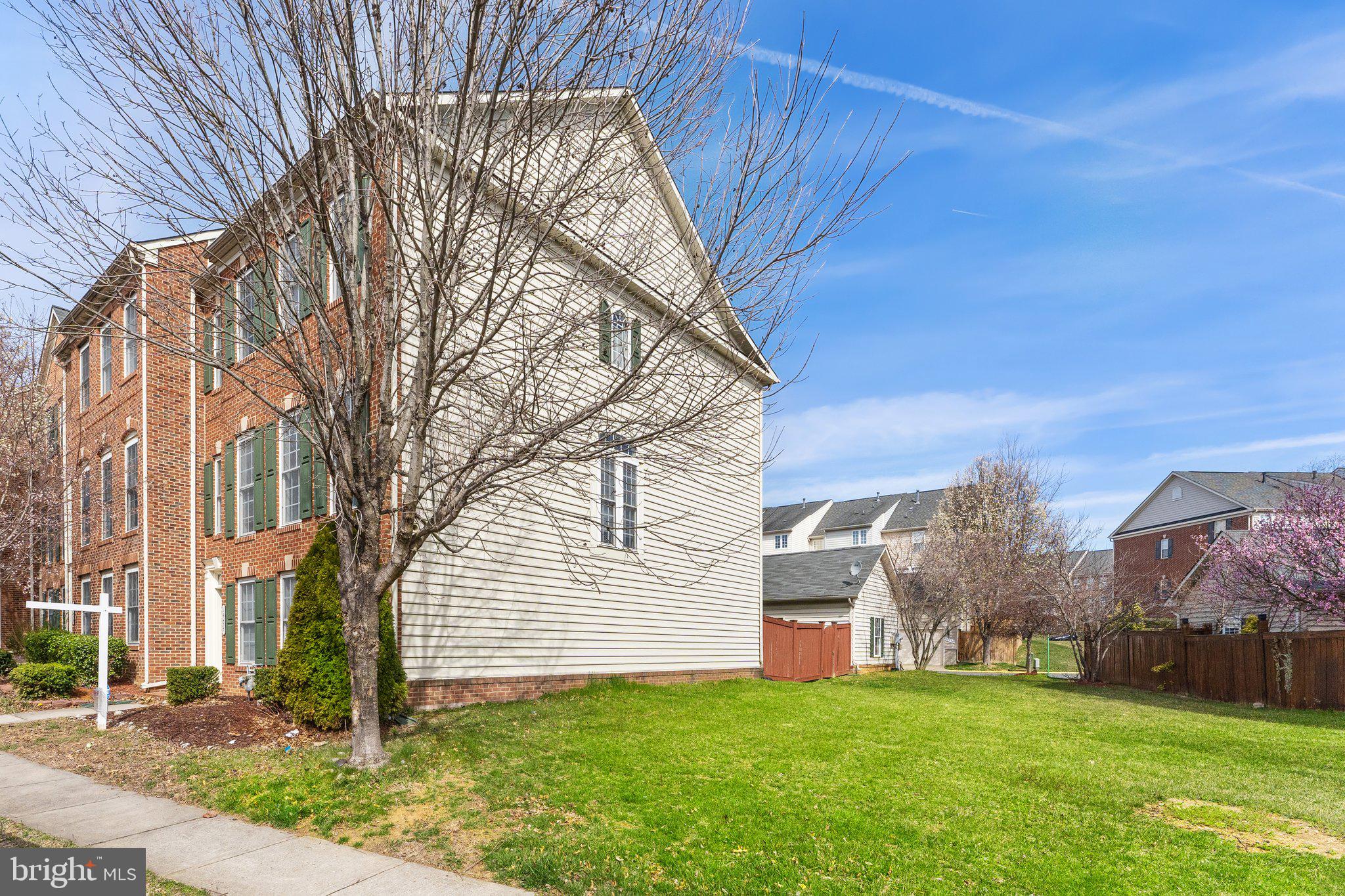 PORT POTOMAC - Residential