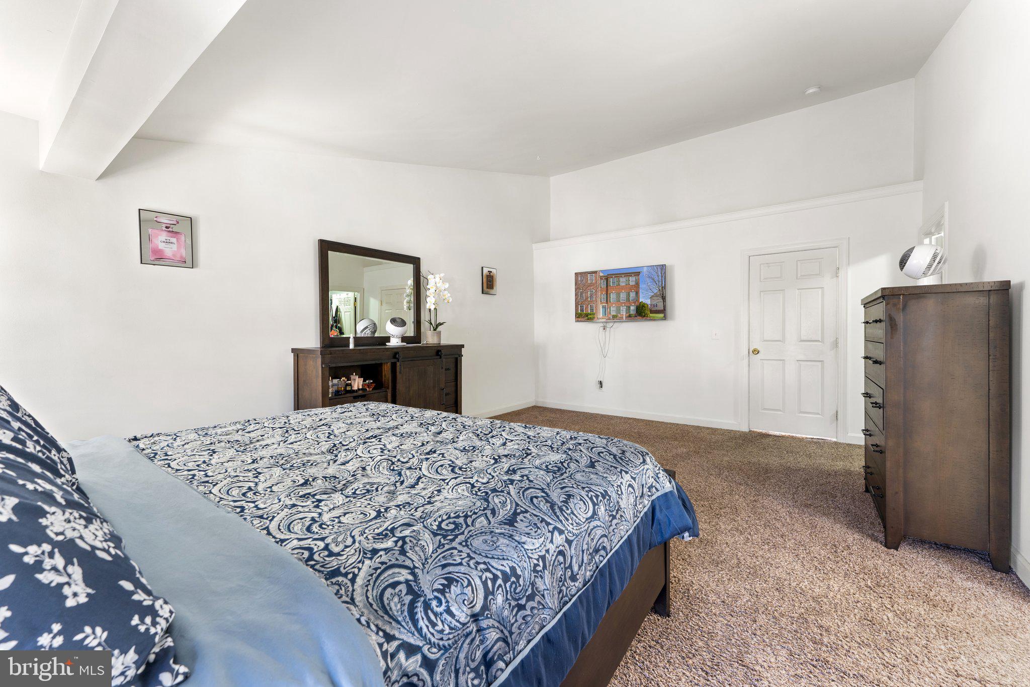 PORT POTOMAC - Residential