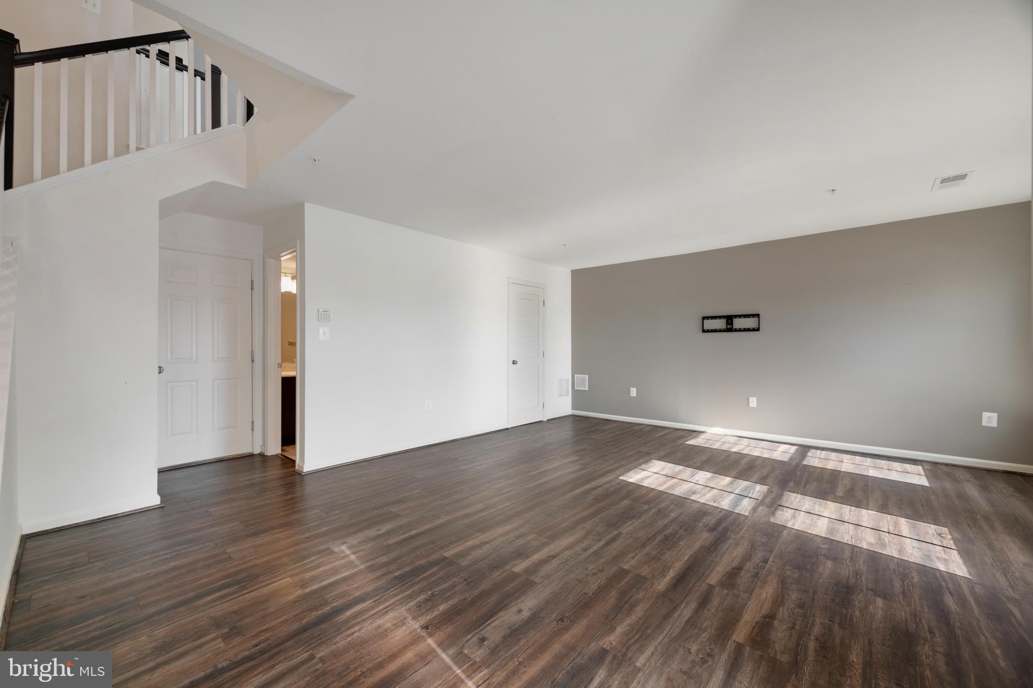 15606 BEECH TREE PARKWAY