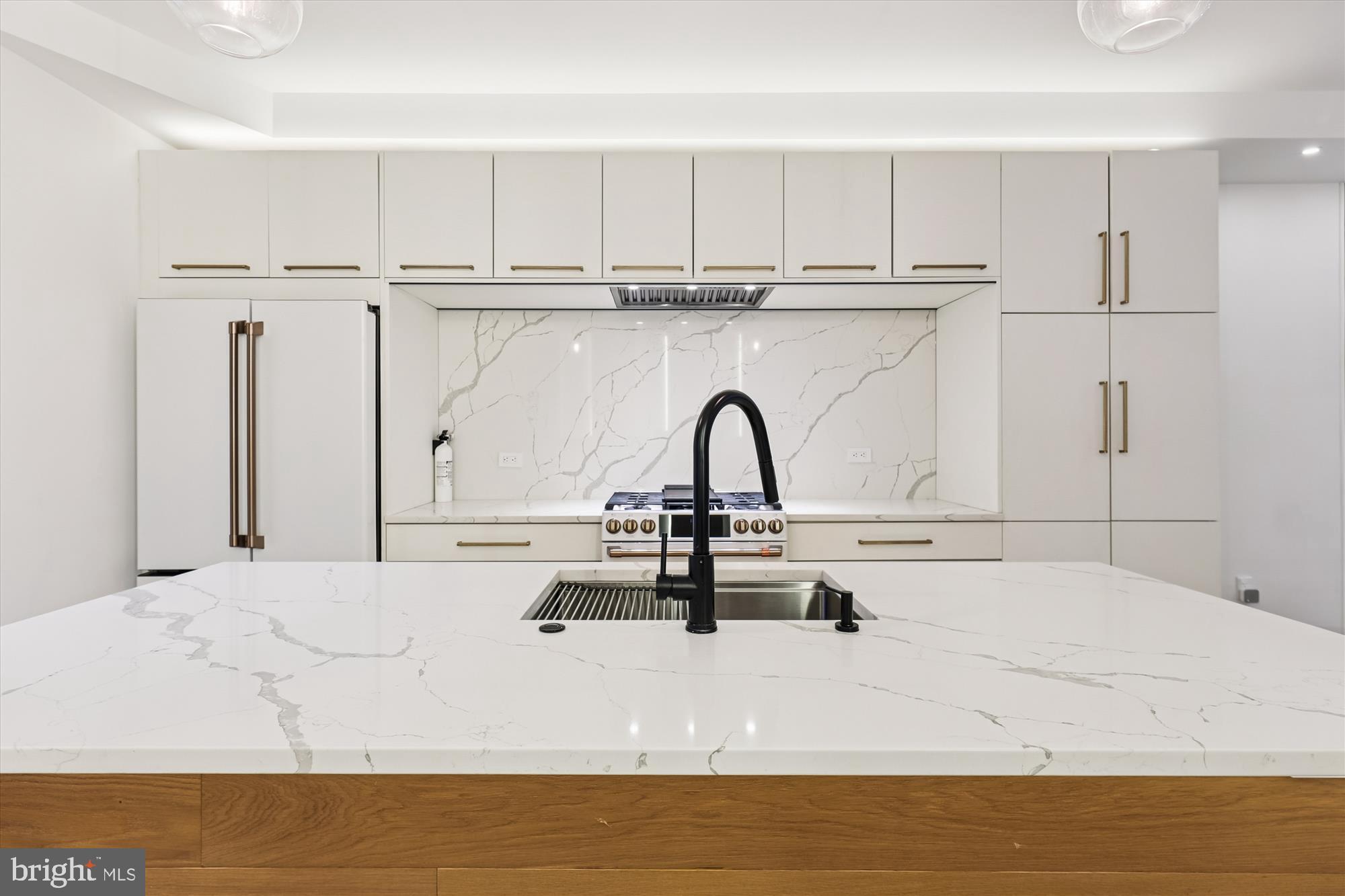 746 MORTON STREET NW 1