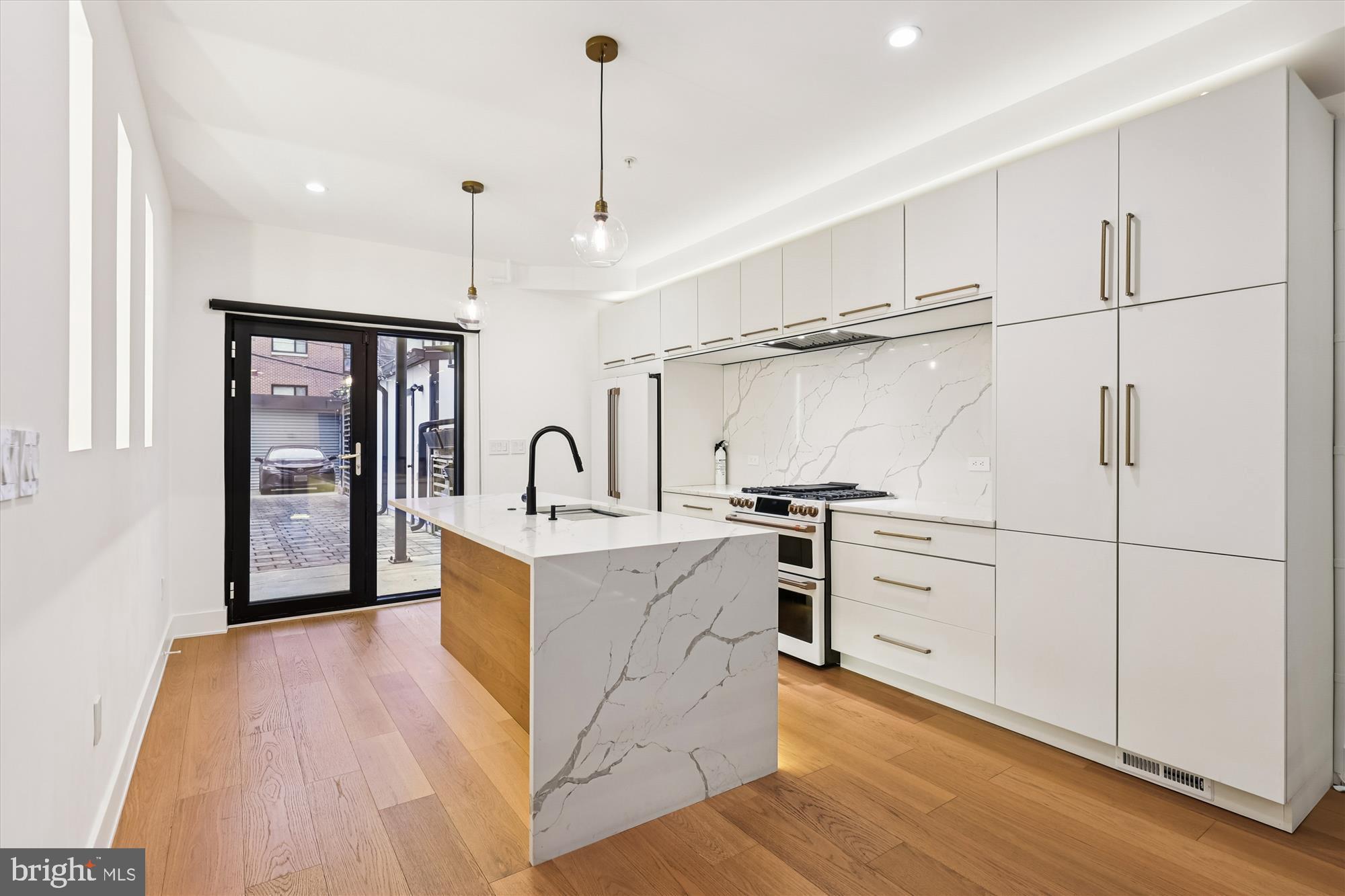 746 MORTON STREET NW 1