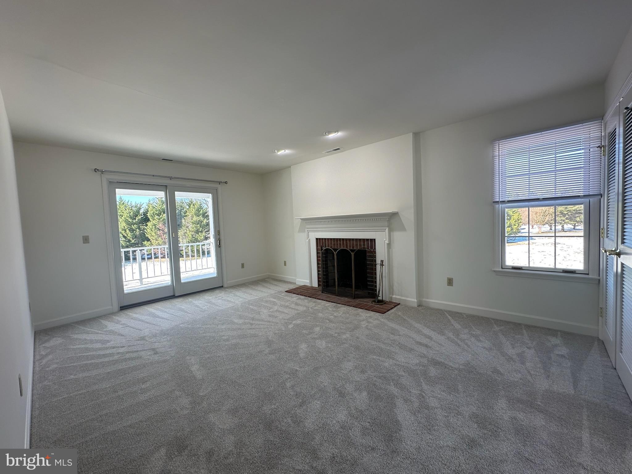 OXFORD - Residential Lease