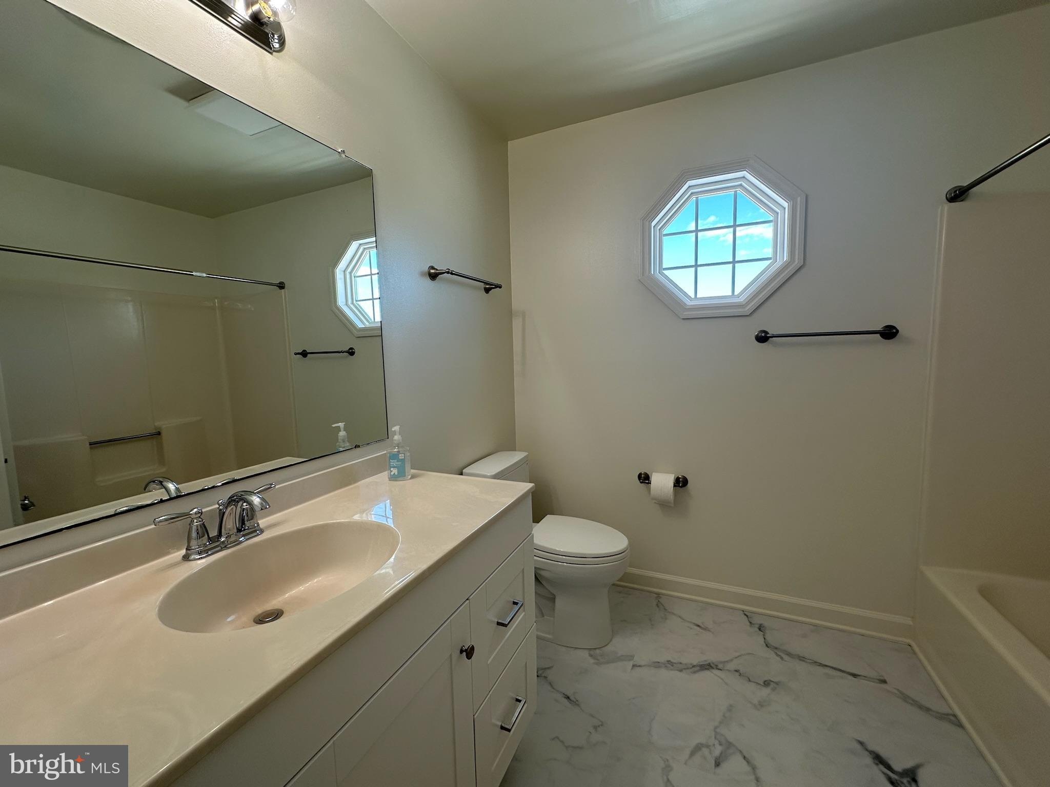 OXFORD - Residential Lease