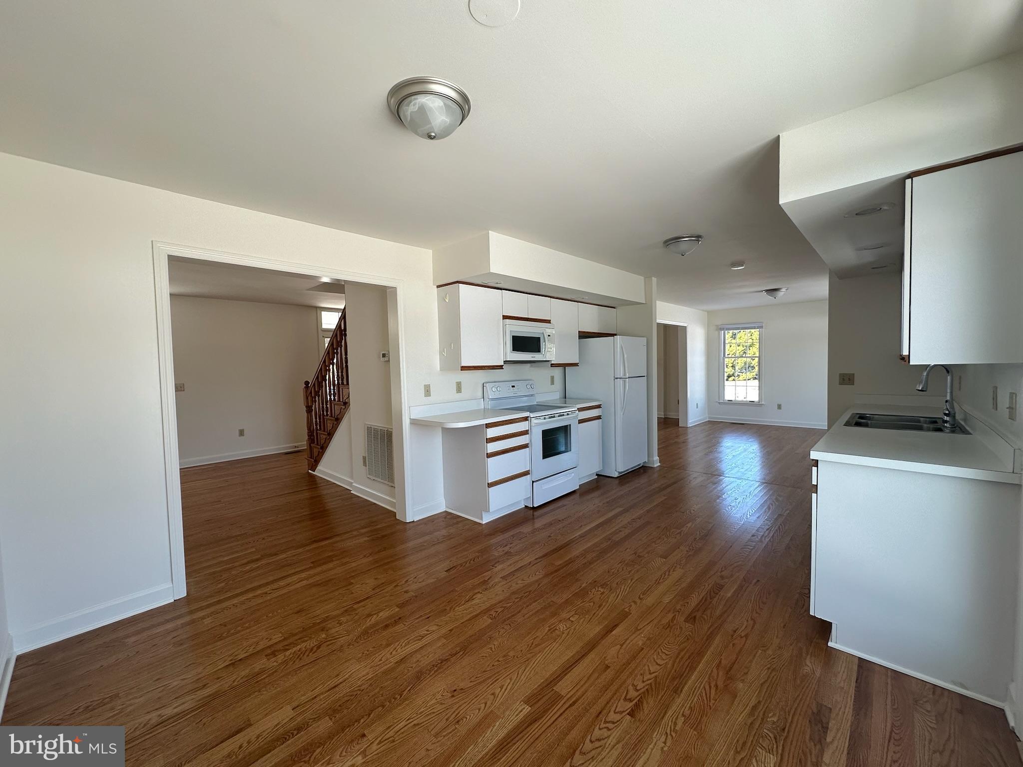 OXFORD - Residential Lease