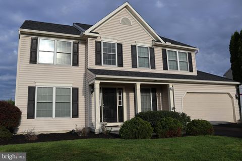 129 PICKWICK CIRCLE PALMYRA PA 17078