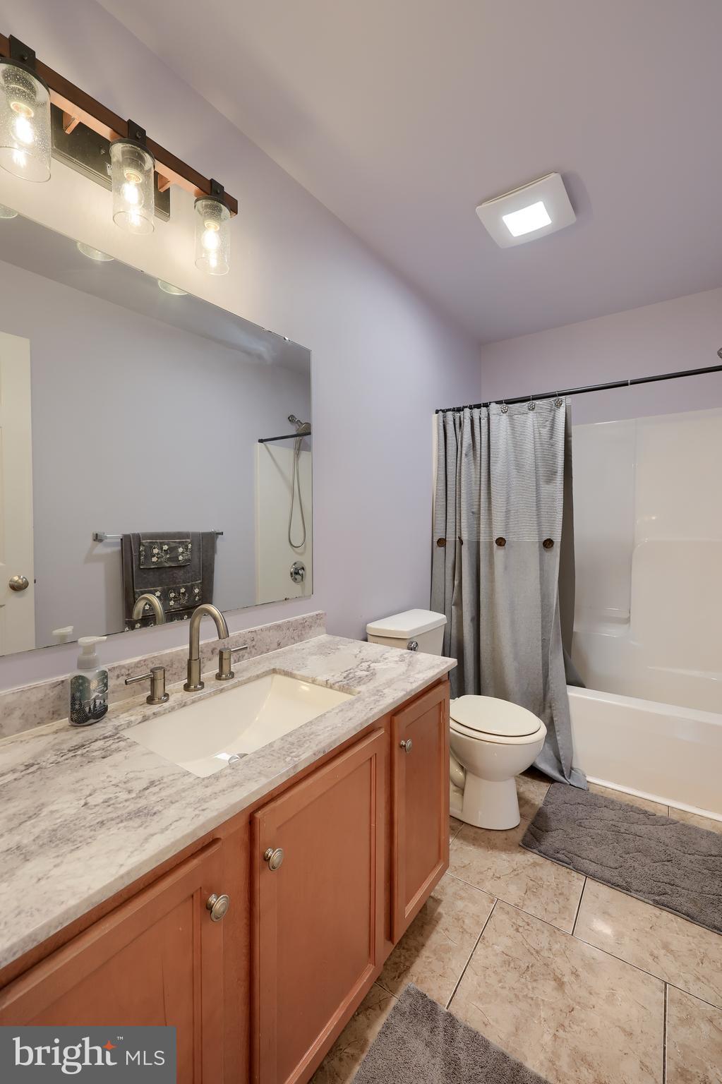 ARBOR GREENE - Residential