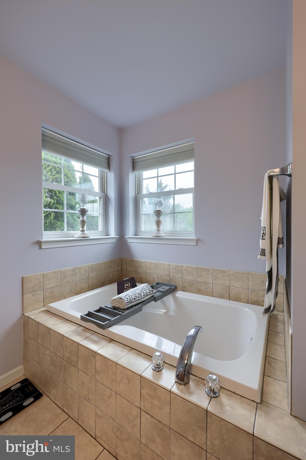 ARBOR GREENE - Residential