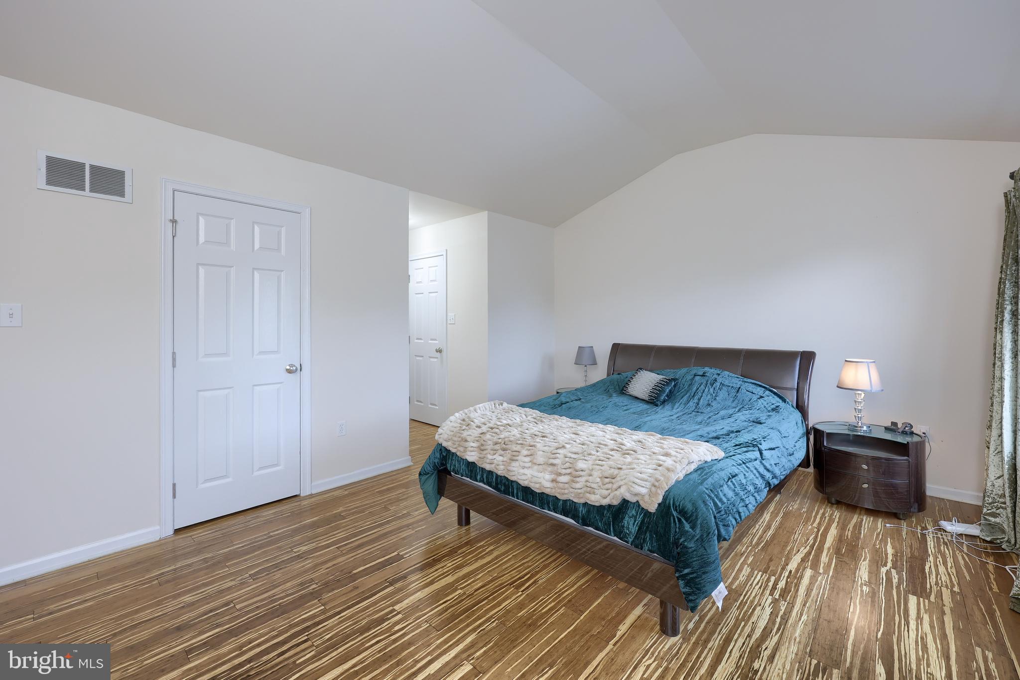 ARBOR GREENE - Residential