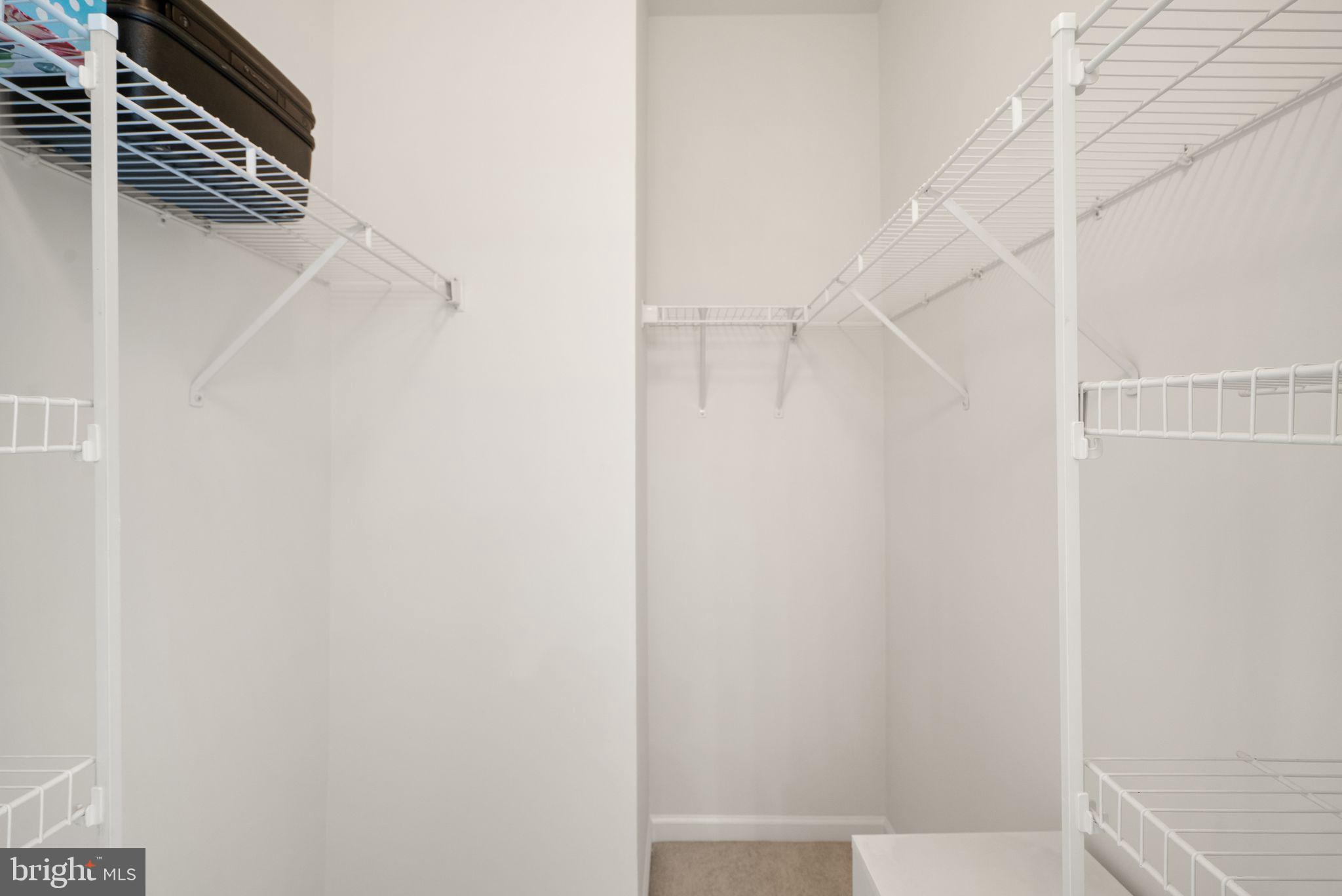 SOUTH RIDING - Residential