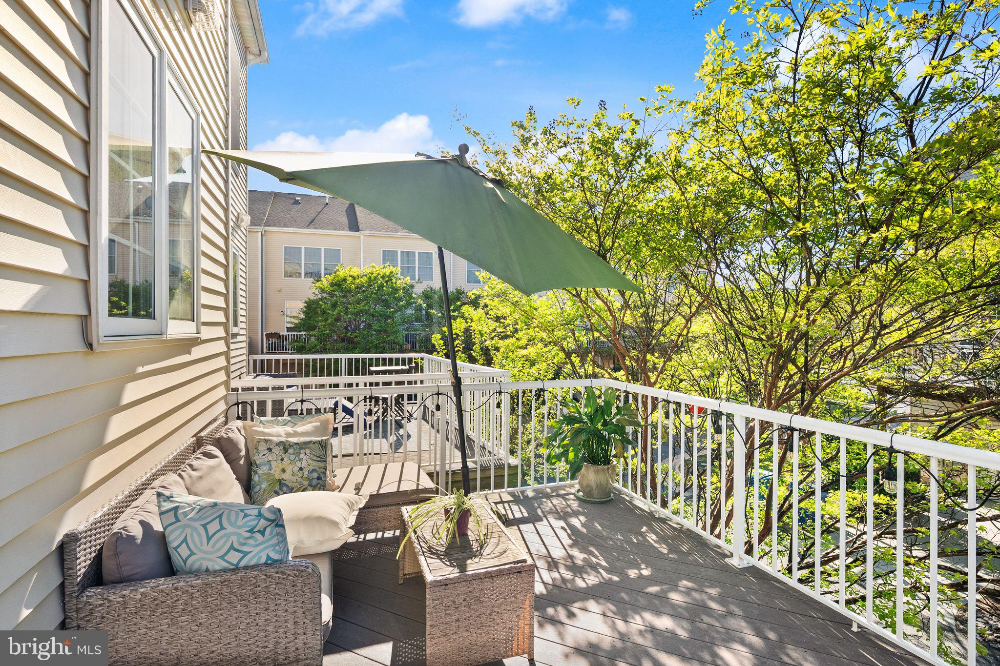 SOUTH RIDING - Residential