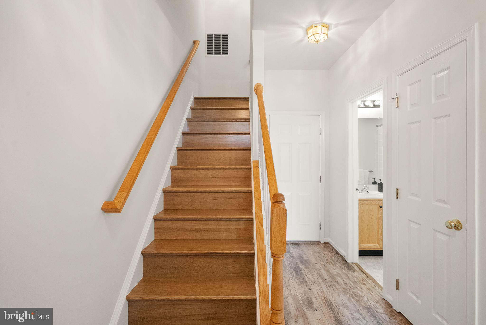 SOUTH RIDING - Residential