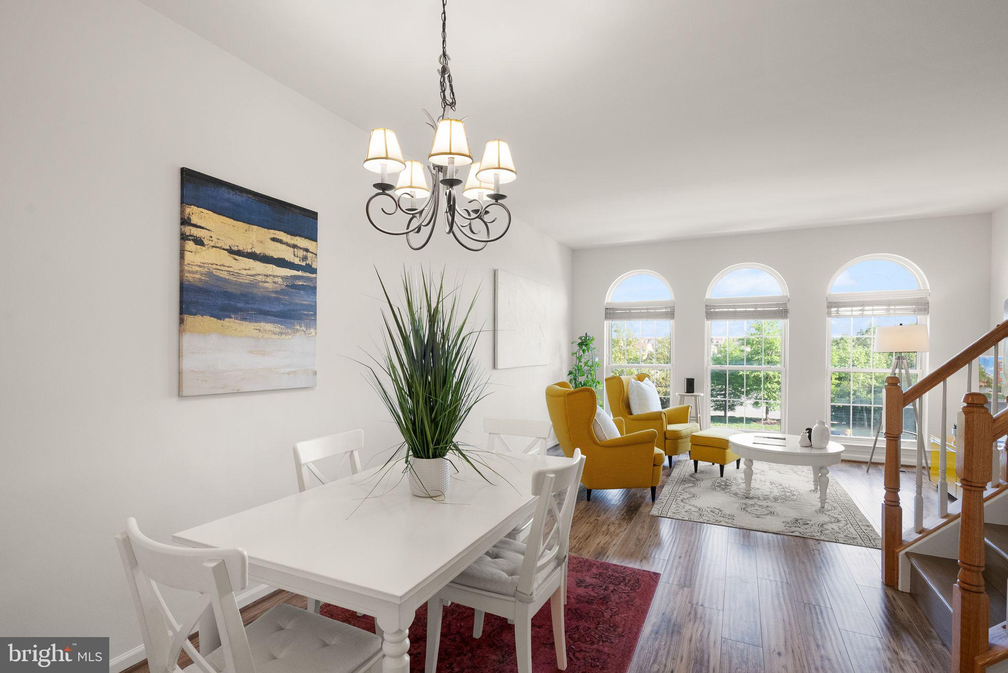 SOUTH RIDING - Residential