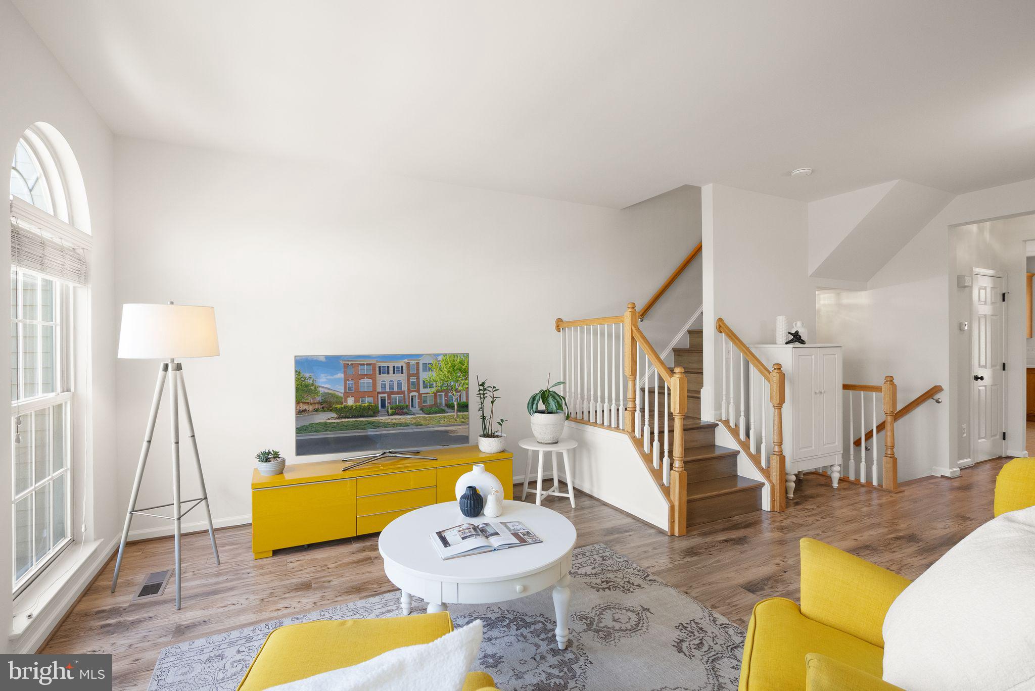 SOUTH RIDING - Residential