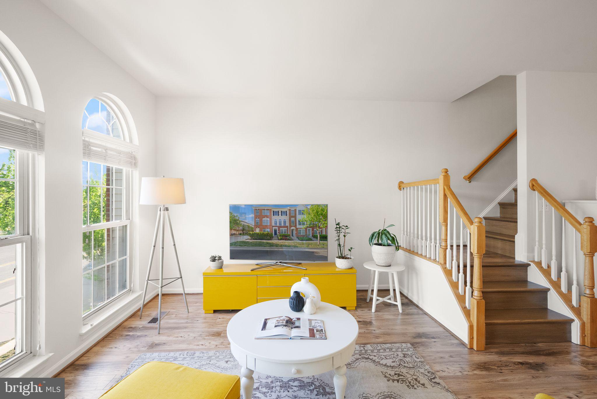 SOUTH RIDING - Residential