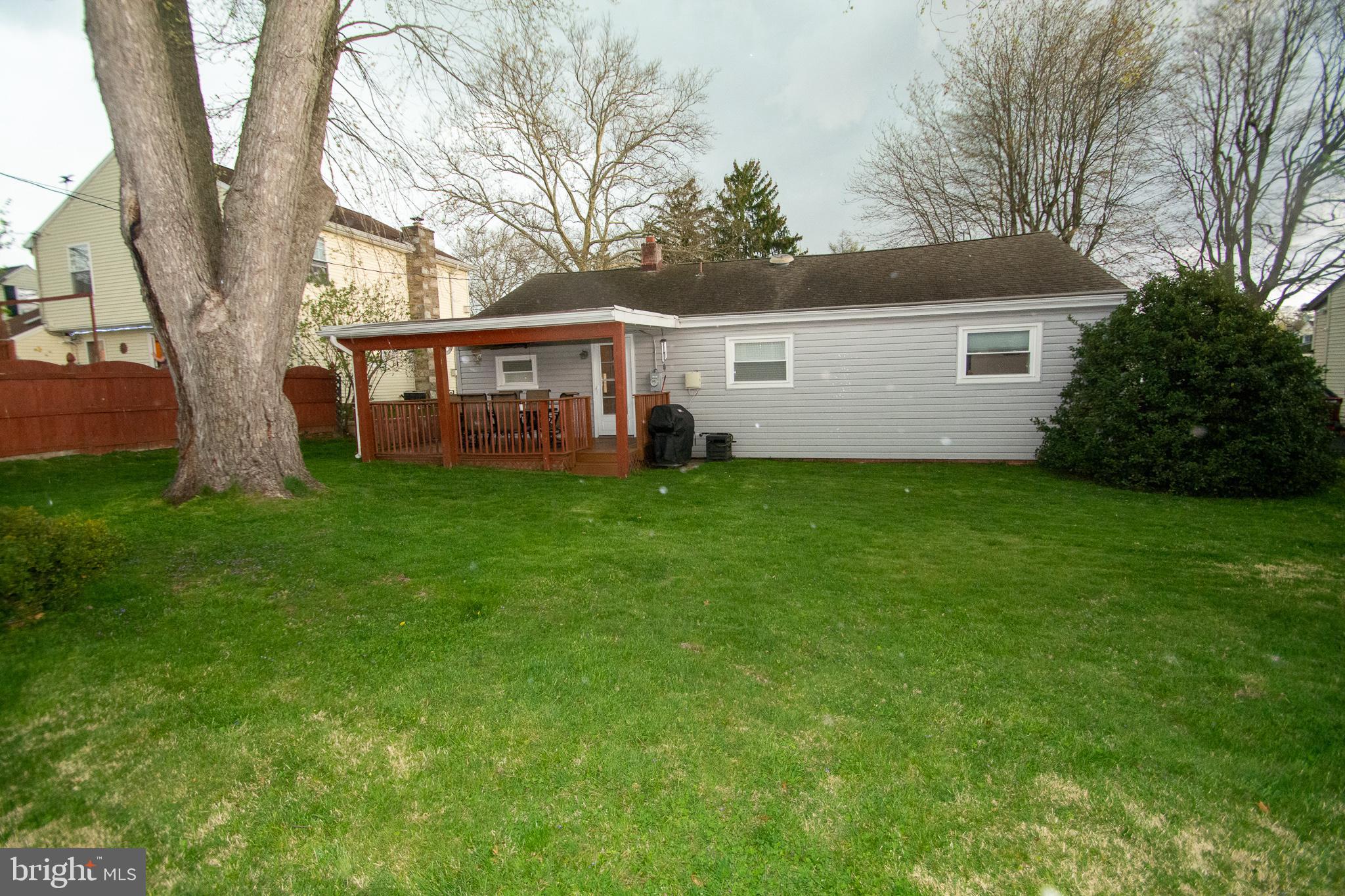 WILLOW WAY - Residential