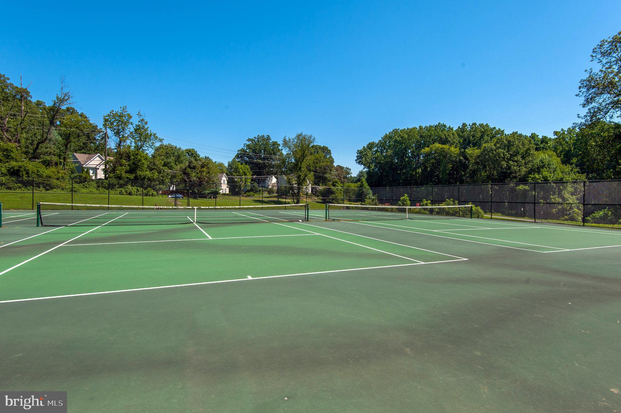 WEST LAWN - Residential