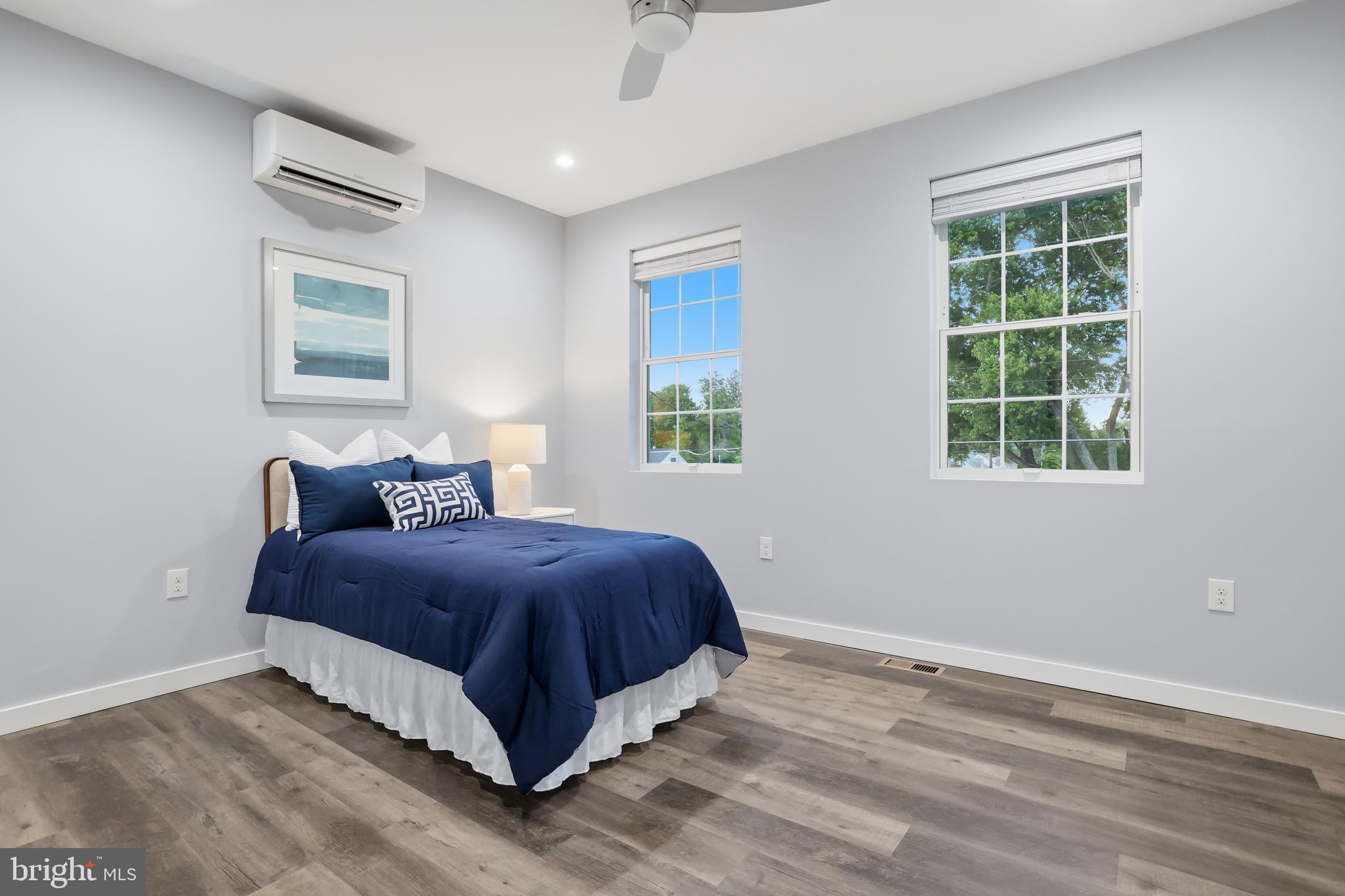 WEST LAWN - Residential