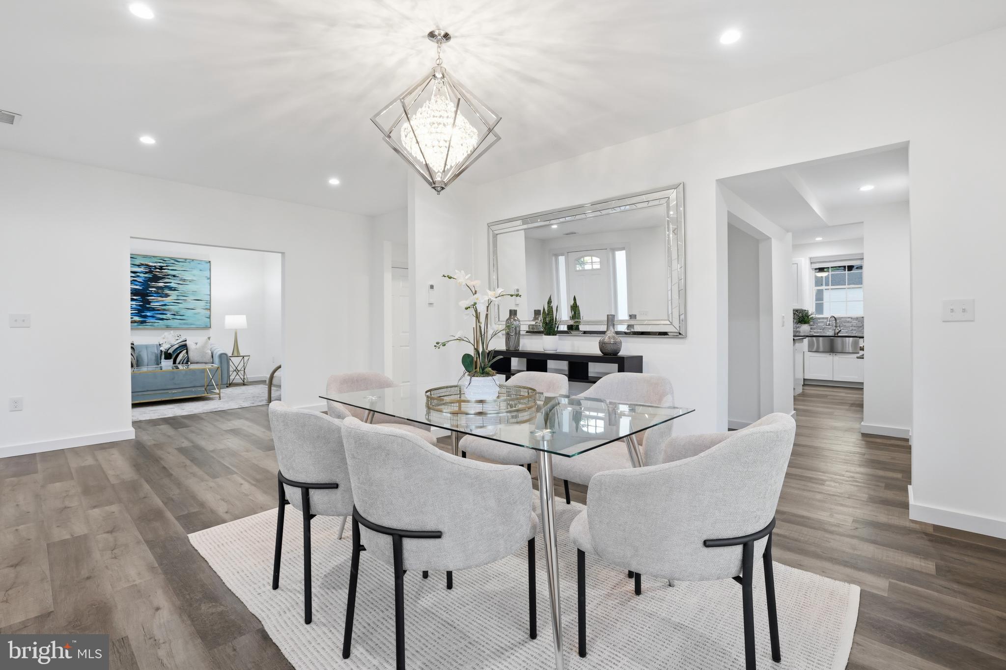 WEST LAWN - Residential