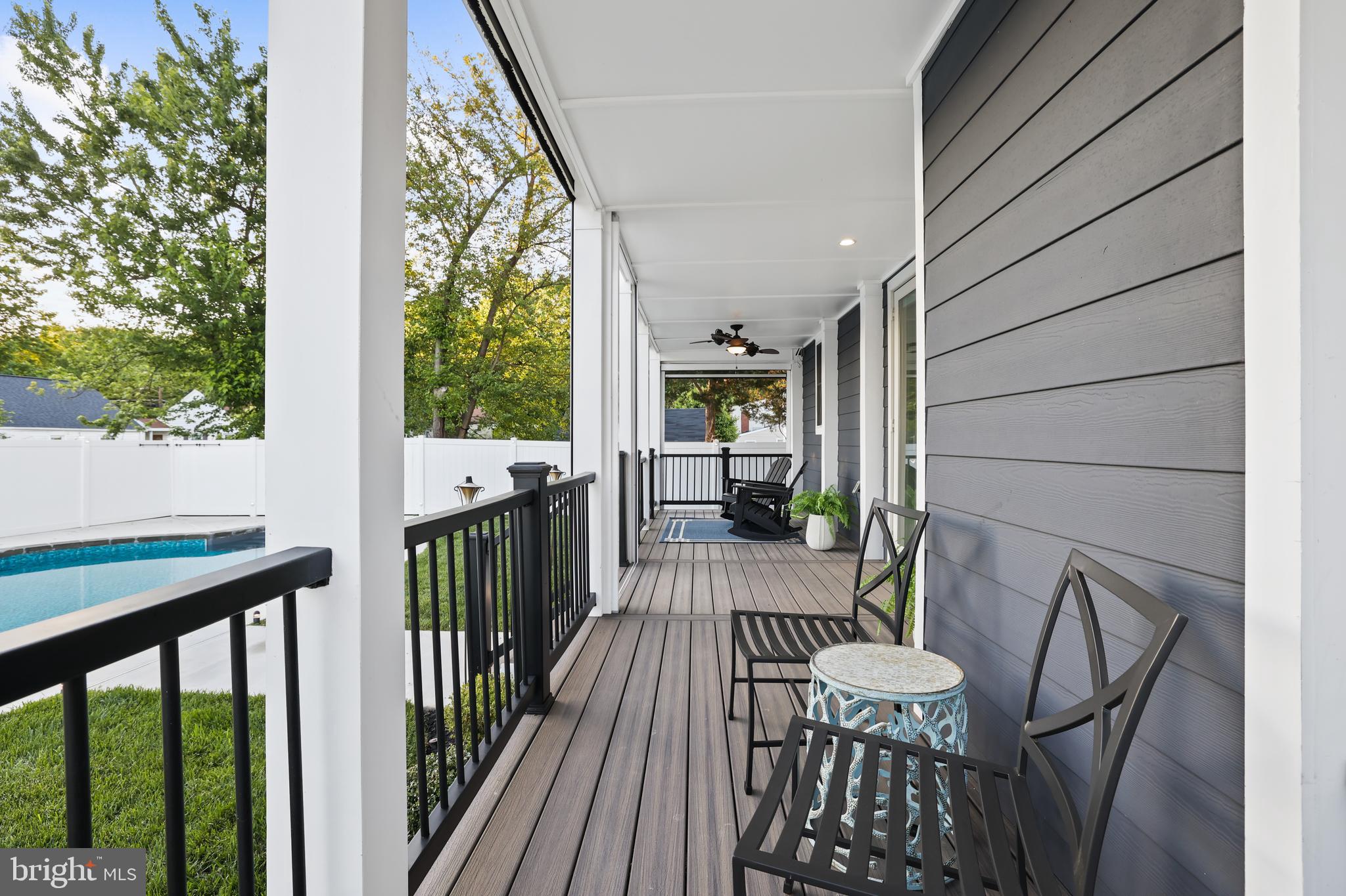 WEST LAWN - Residential
